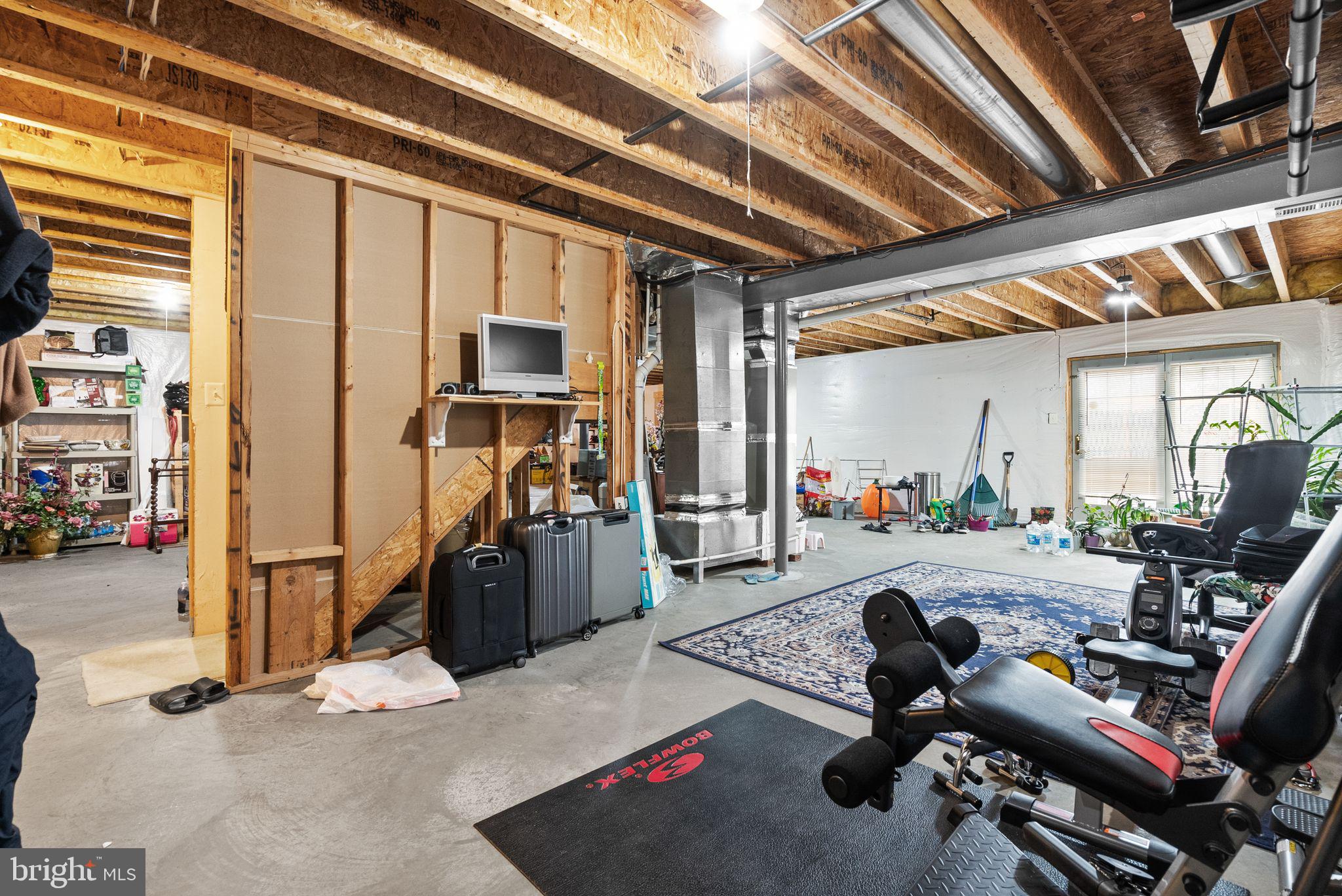 SOUTH RIDING - Residential