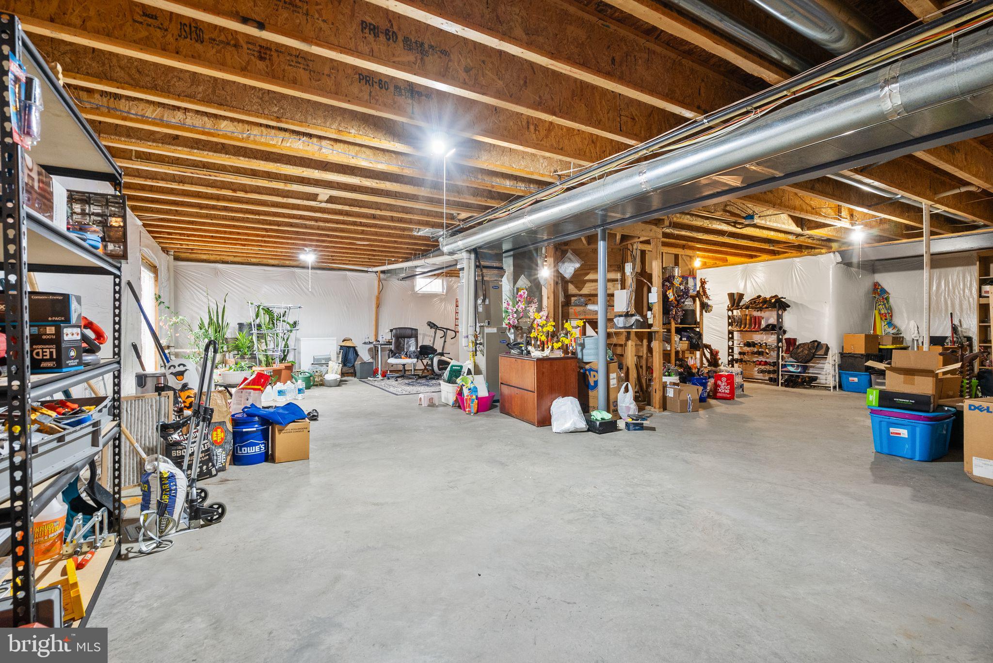 SOUTH RIDING - Residential