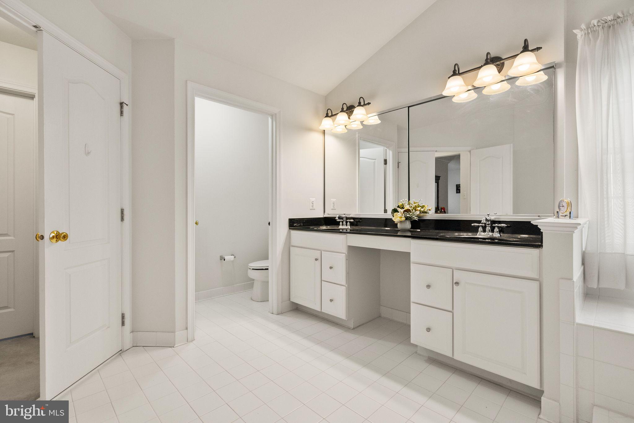 SOUTH RIDING - Residential