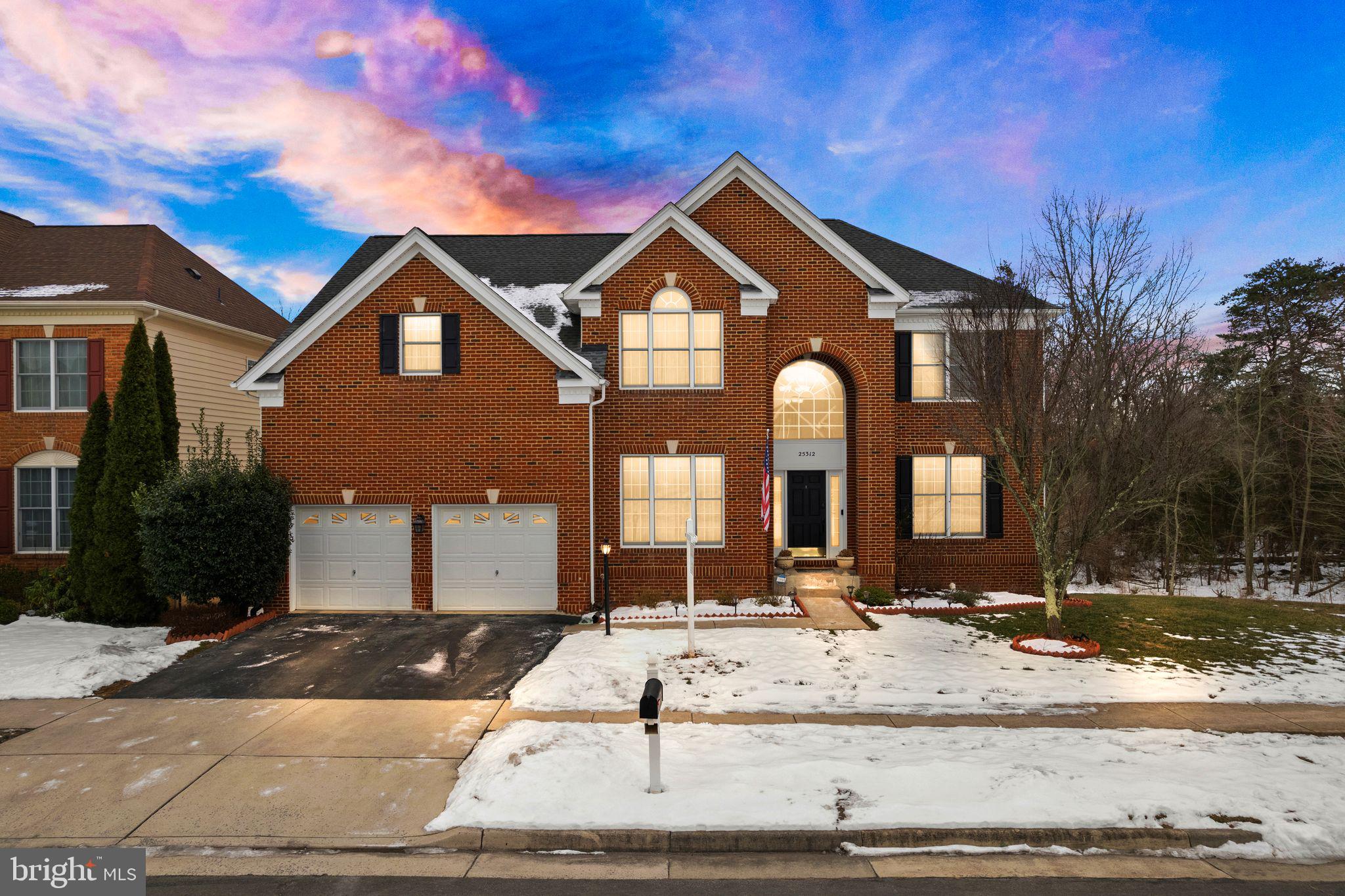 SOUTH RIDING - Residential