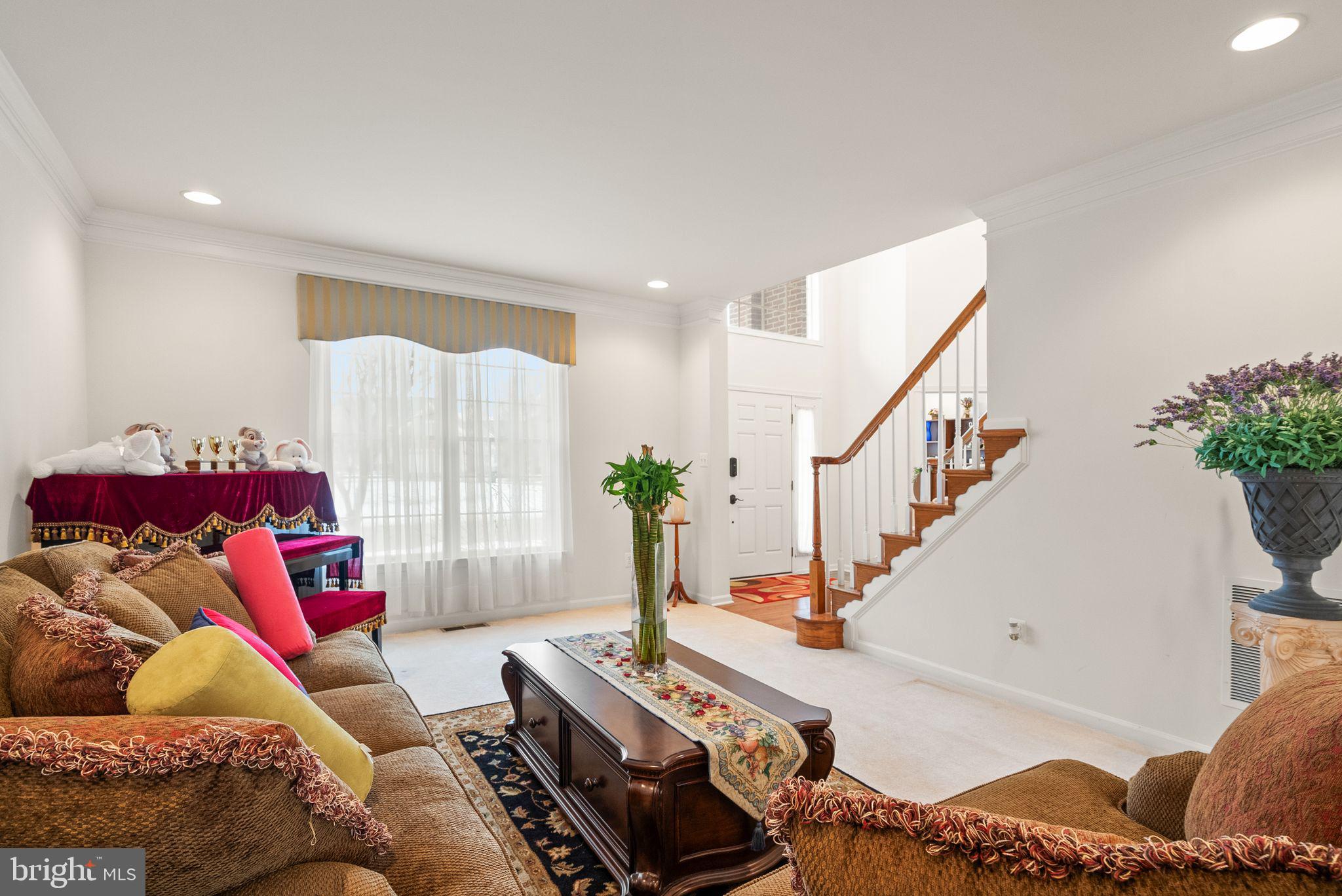 SOUTH RIDING - Residential