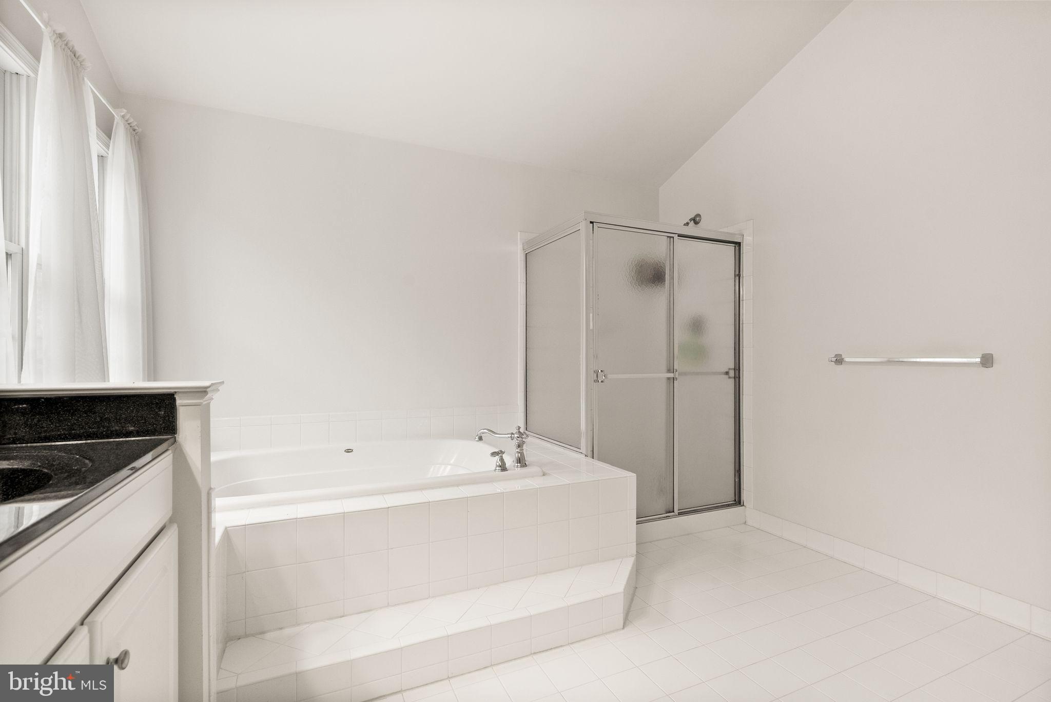 SOUTH RIDING - Residential