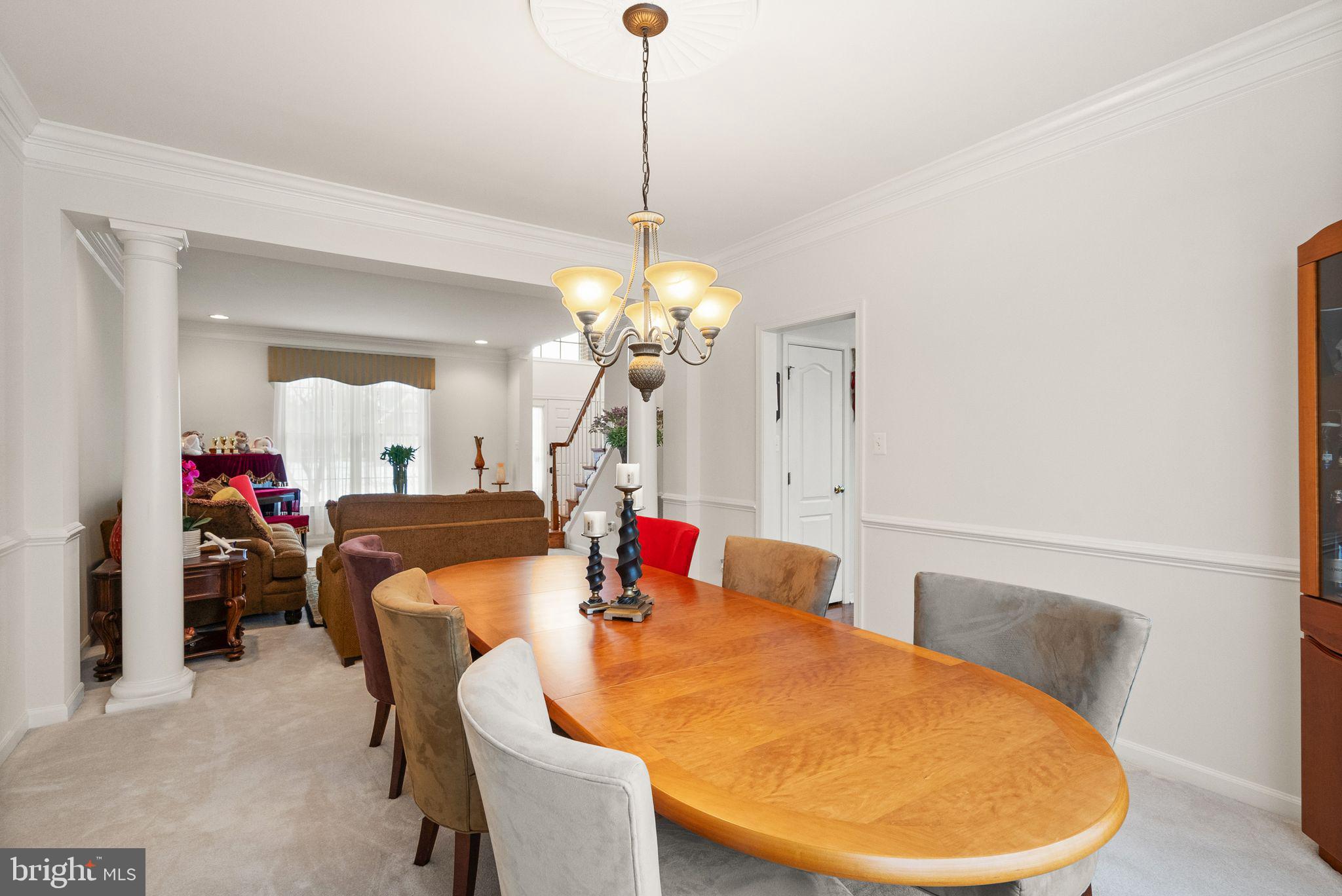 SOUTH RIDING - Residential