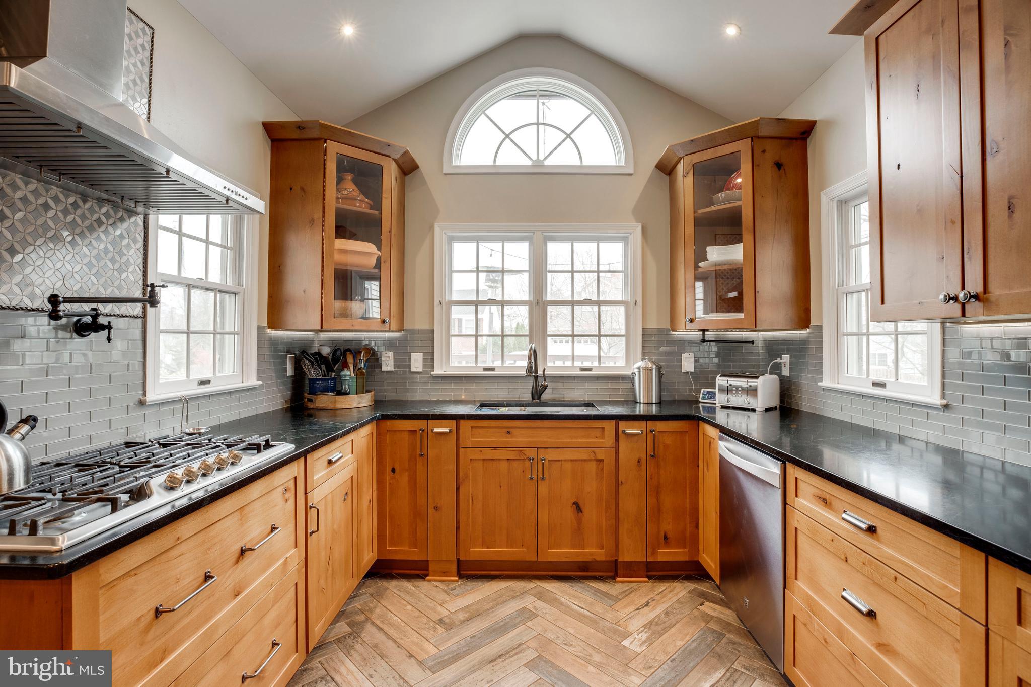 CONFEDERATE RIDGE - Residential