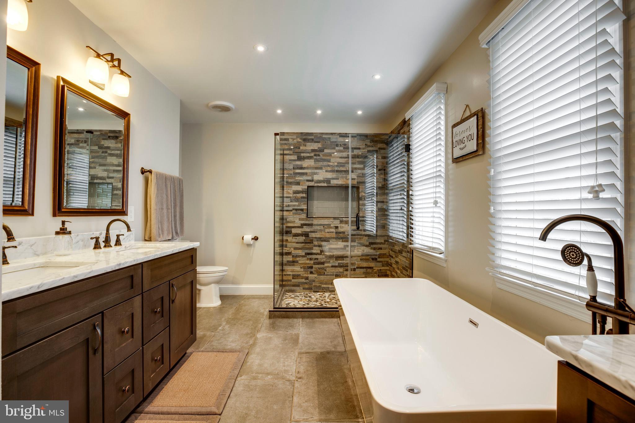 CONFEDERATE RIDGE - Residential