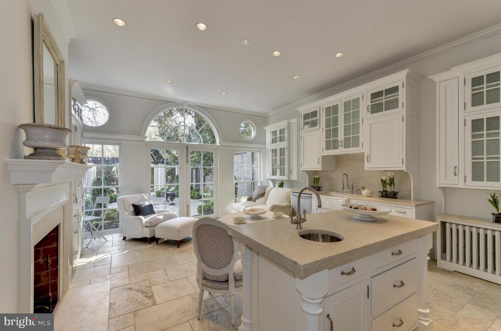 GEORGETOWN - Residential