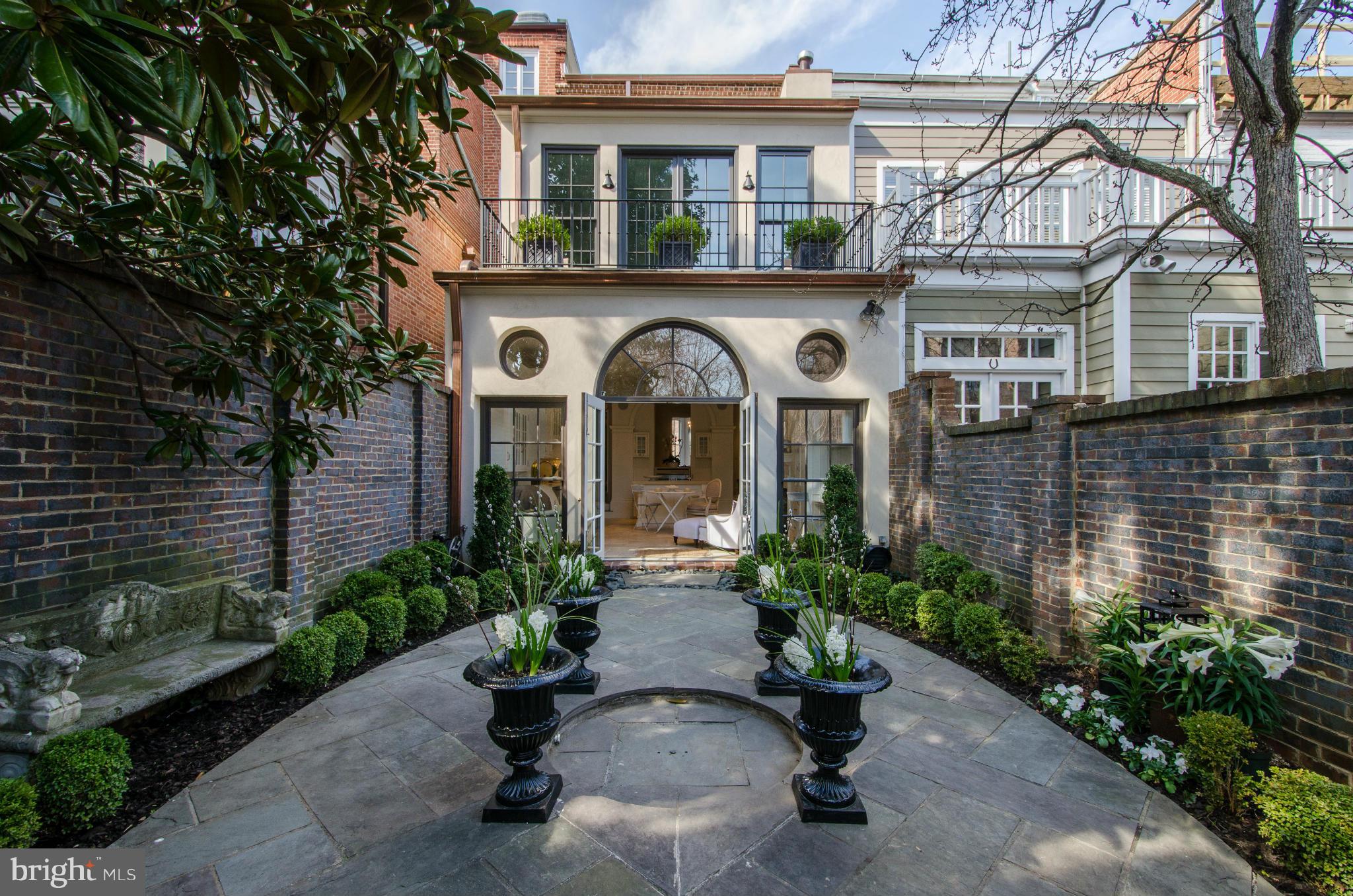GEORGETOWN - Residential