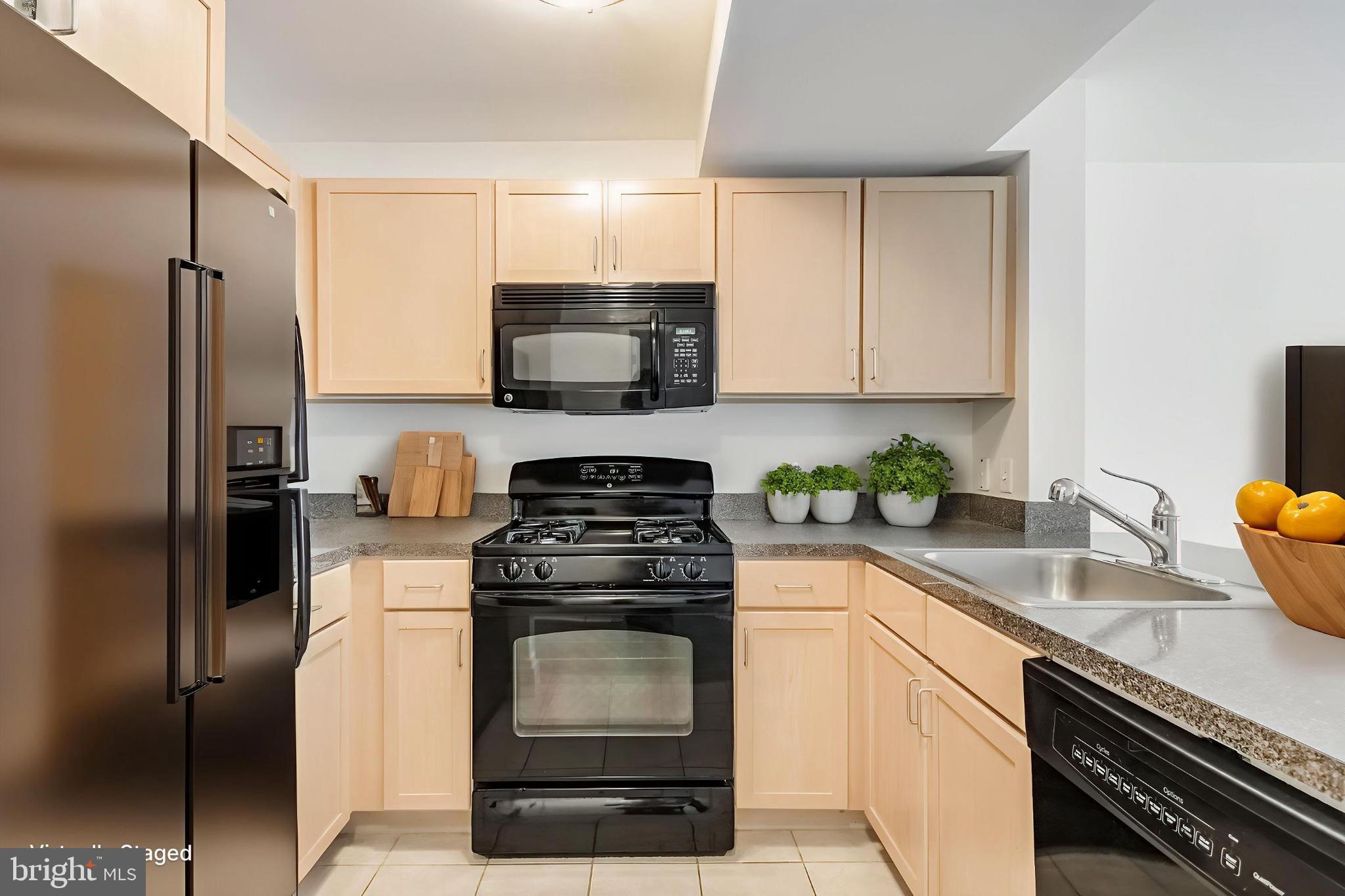 800 4TH STREET SW S207