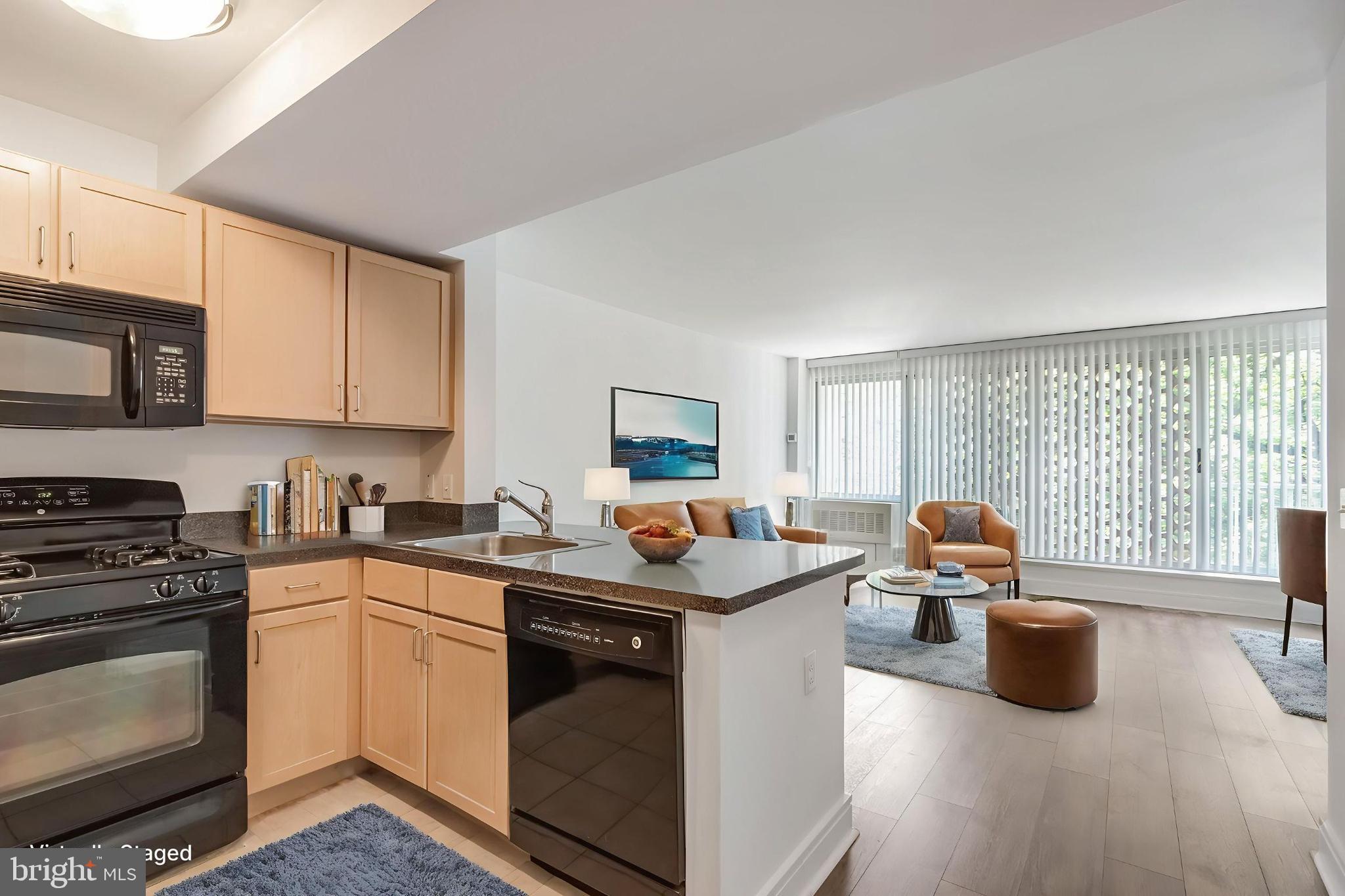 800 4TH STREET SW S207
