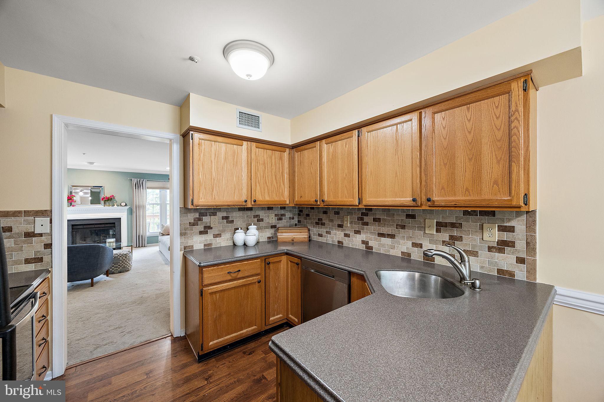 EXTON STATION - Residential