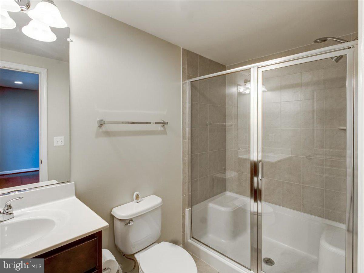 HERITAGE CROSSING - Residential Lease