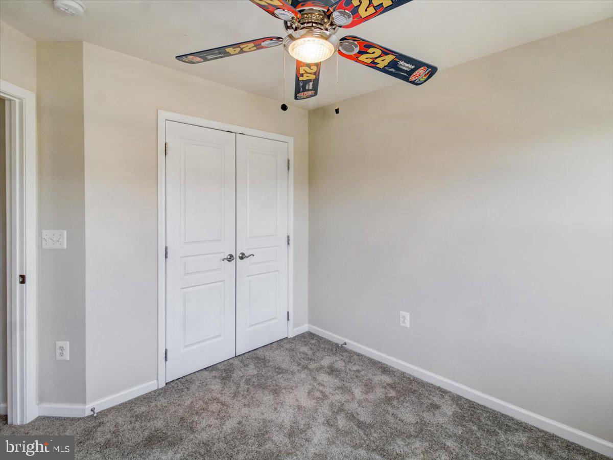 HERITAGE CROSSING - Residential Lease