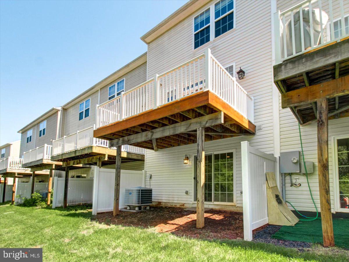 HERITAGE CROSSING - Residential Lease