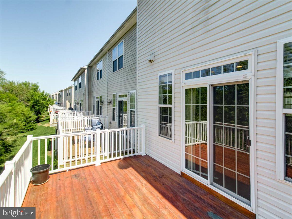 HERITAGE CROSSING - Residential Lease