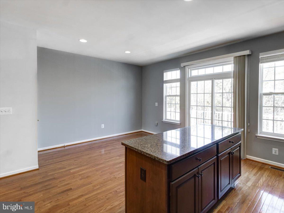 HERITAGE CROSSING - Residential Lease