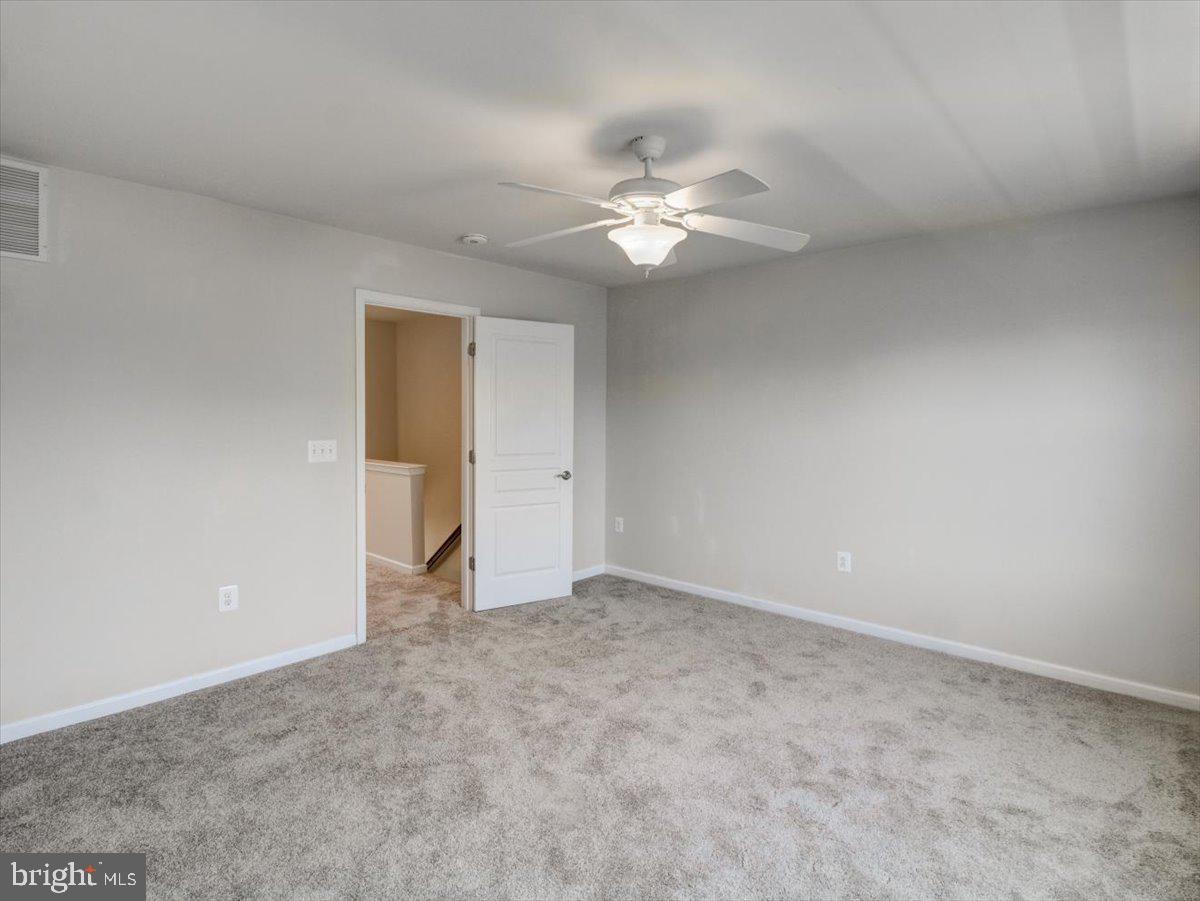 HERITAGE CROSSING - Residential Lease