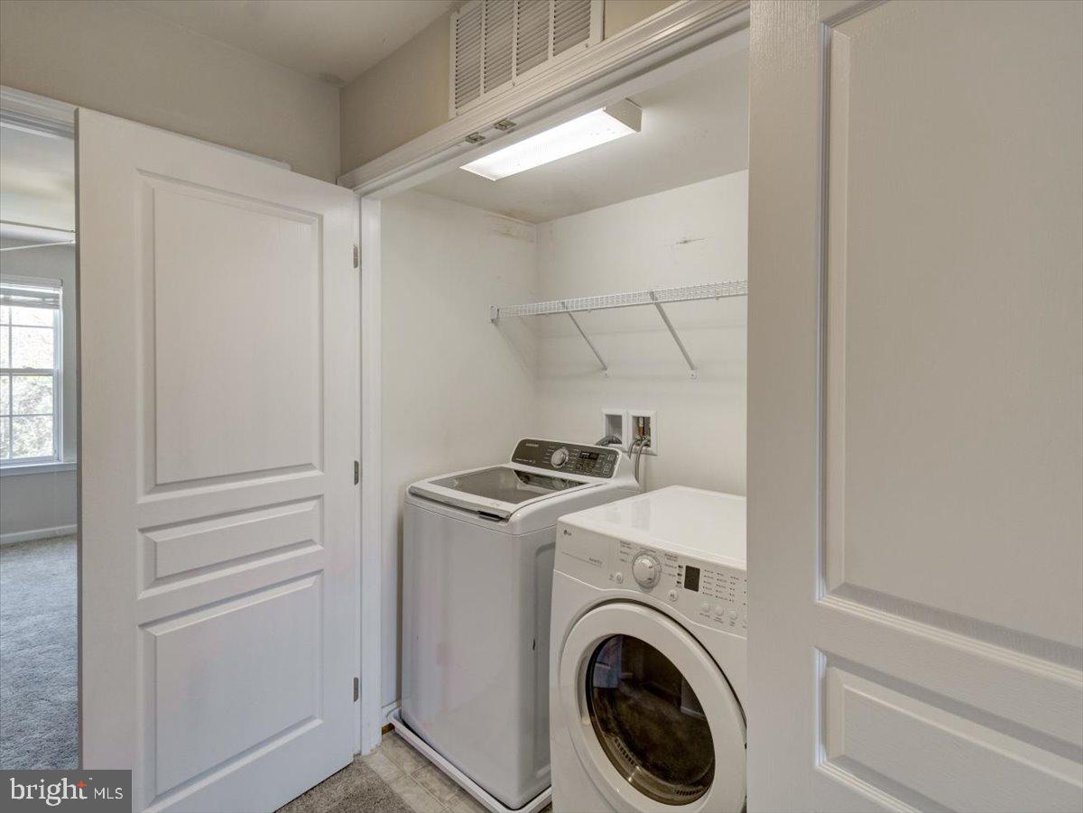 HERITAGE CROSSING - Residential Lease