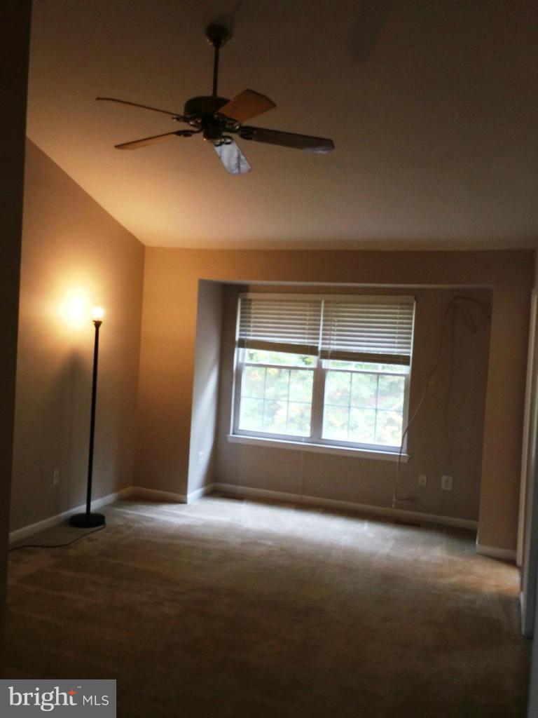 SOUTHERN OAKS - Residential Lease