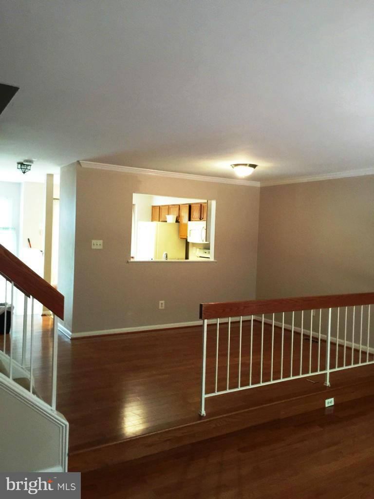 SOUTHERN OAKS - Residential Lease