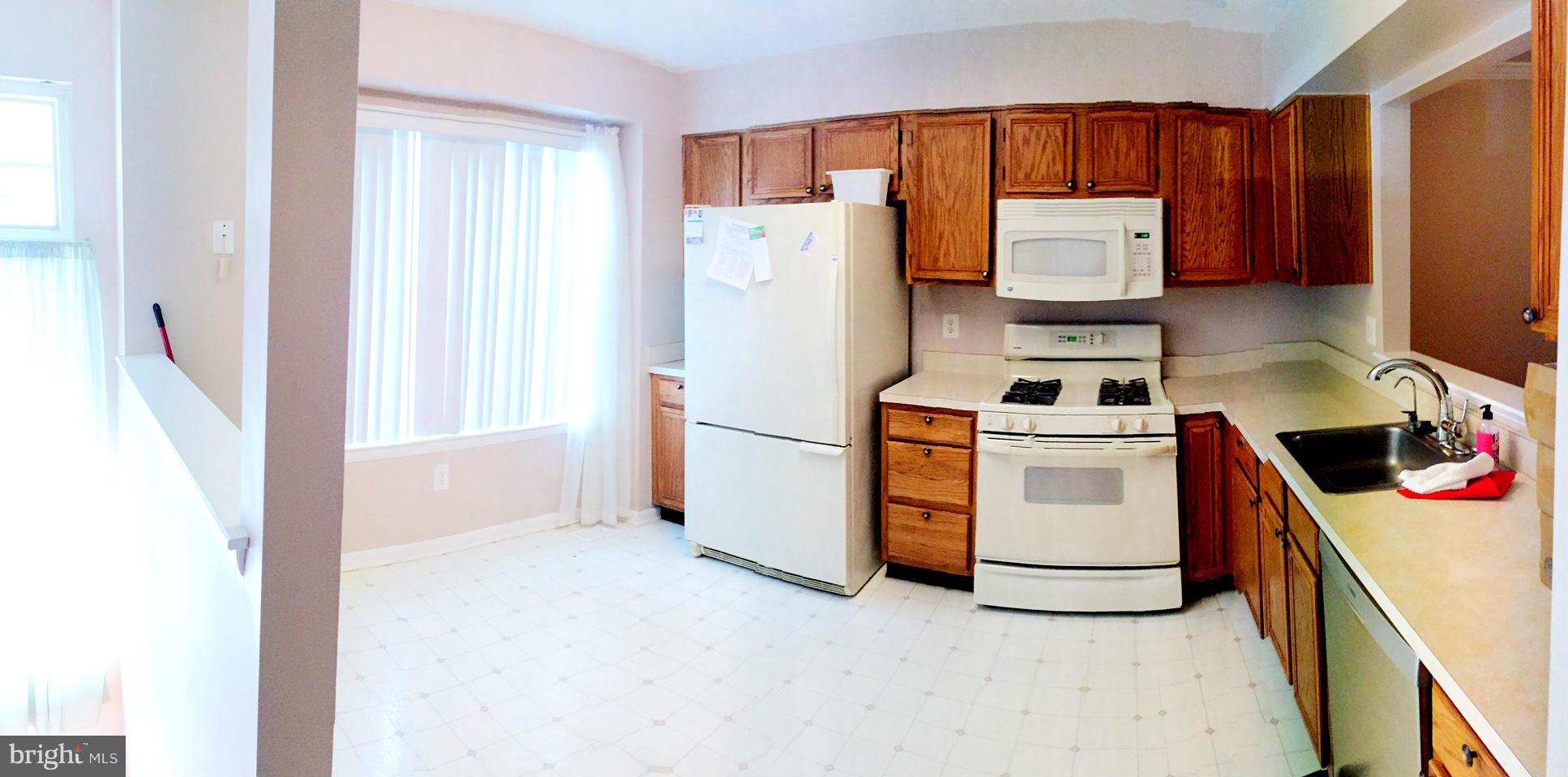 SOUTHERN OAKS - Residential Lease