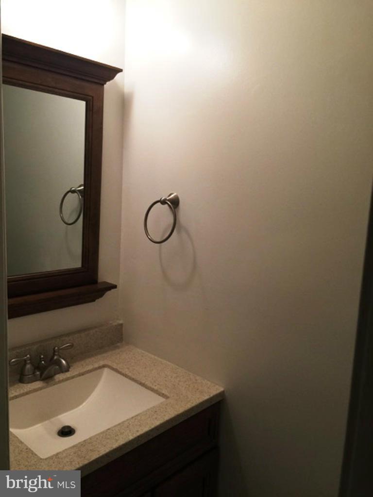 SOUTHERN OAKS - Residential Lease