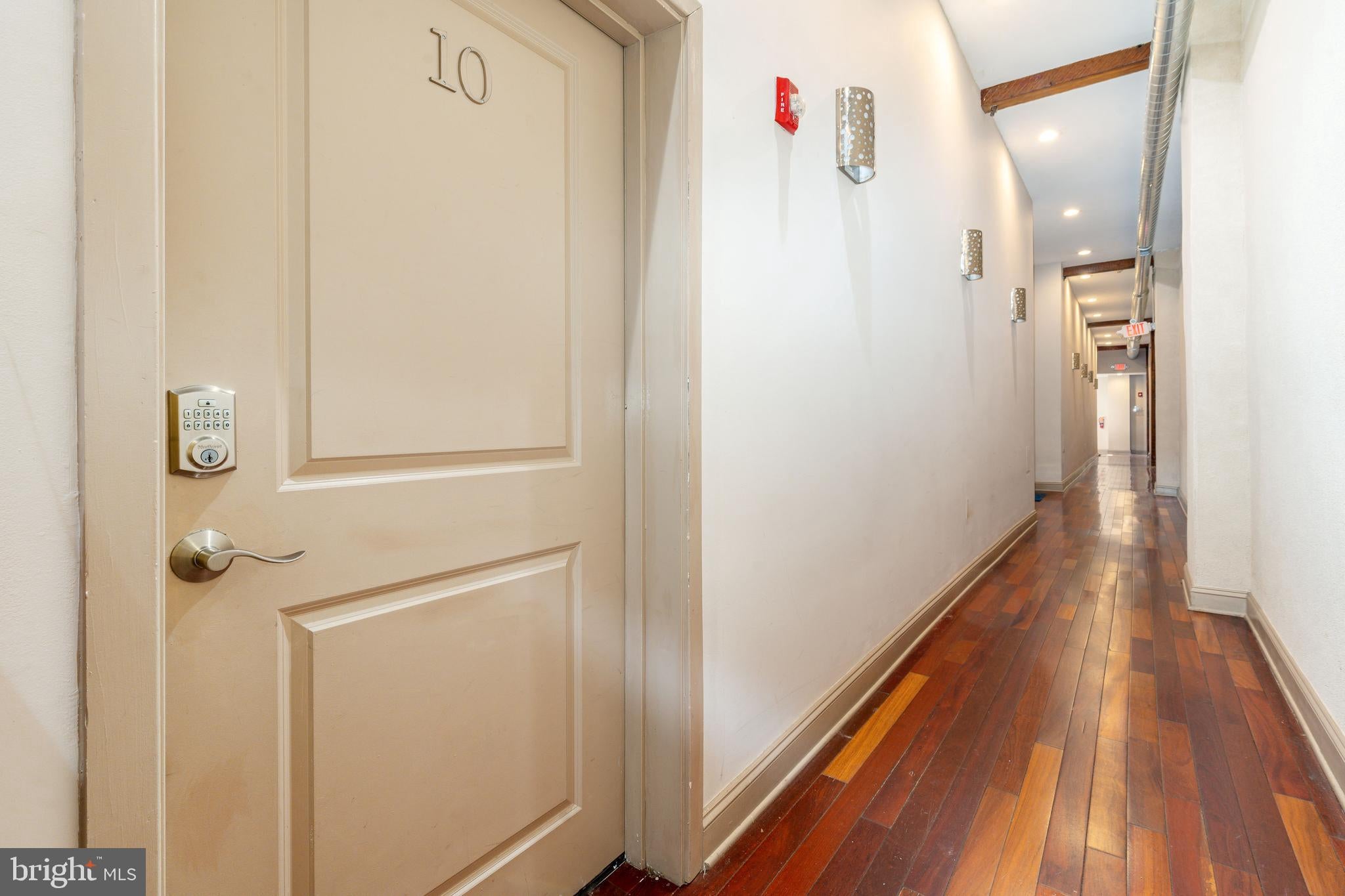 1309-11 N LAWRENCE STREET 10