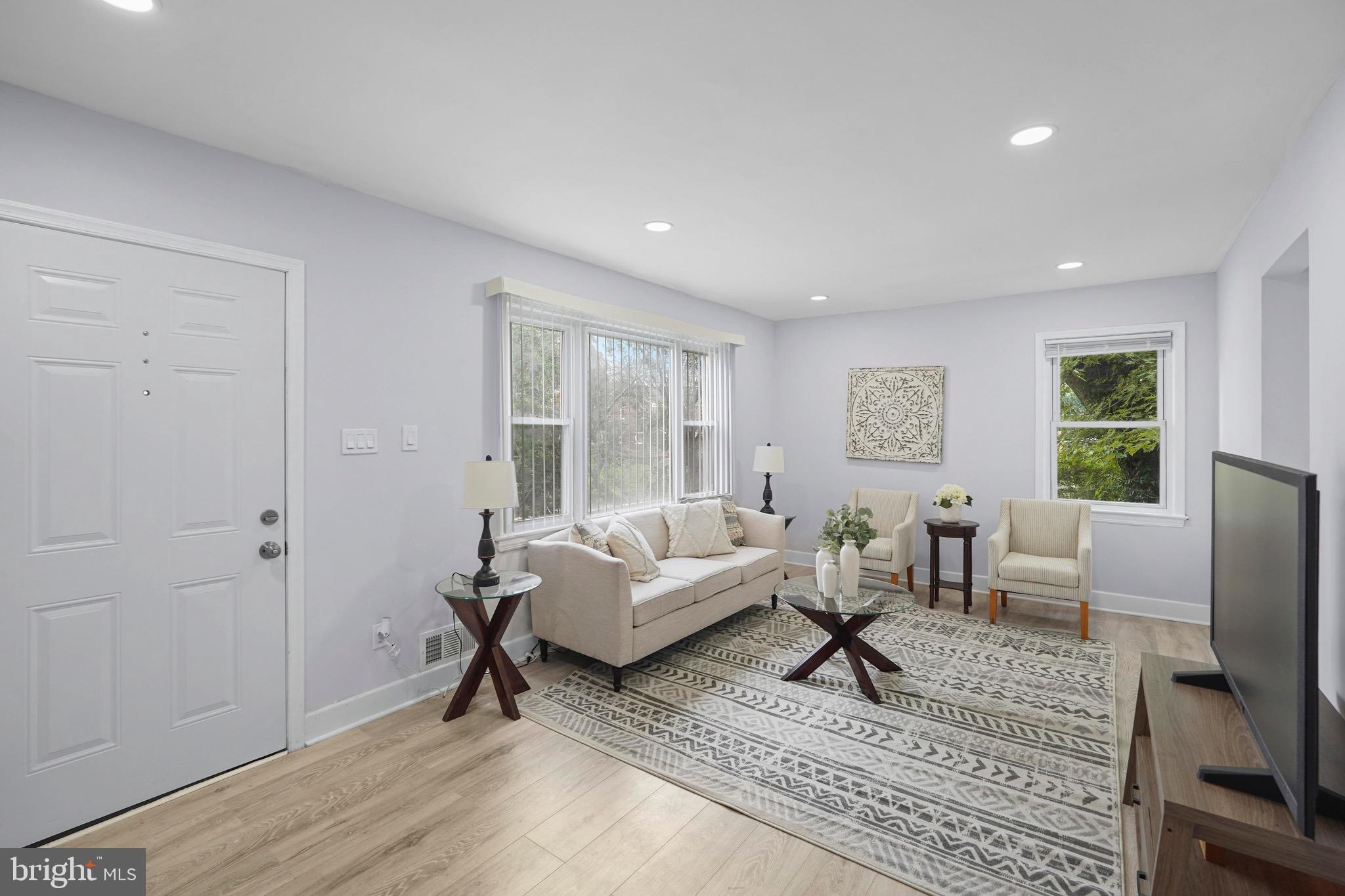 HILLCREST HEIGHTS - Residential