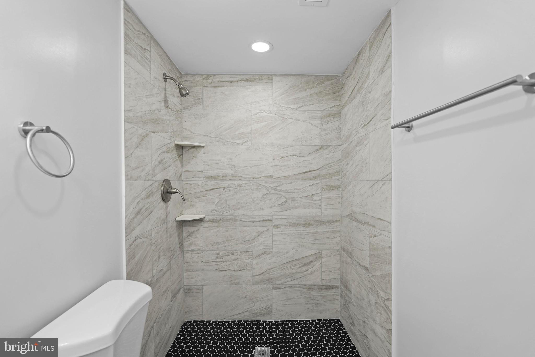 HILLCREST HEIGHTS - Residential