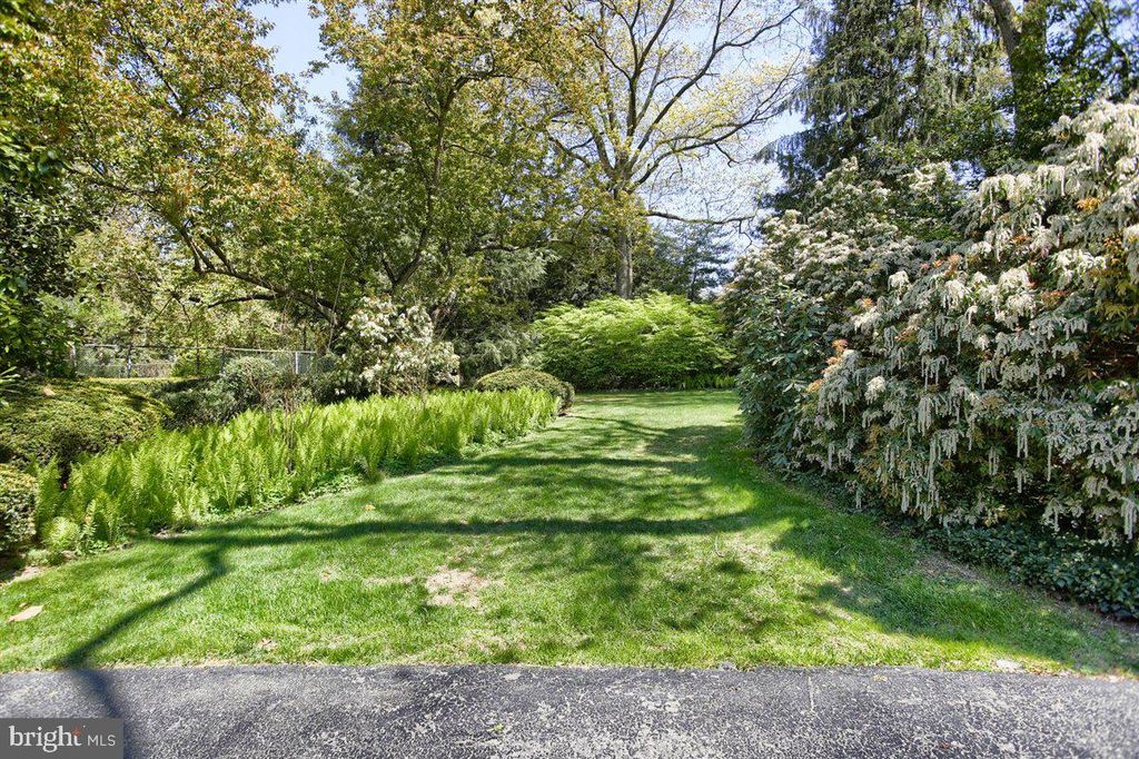 Photo of 1511 RIDGE ROAD, LANCASTER, PA 17603 (MLS # PALA2026102)