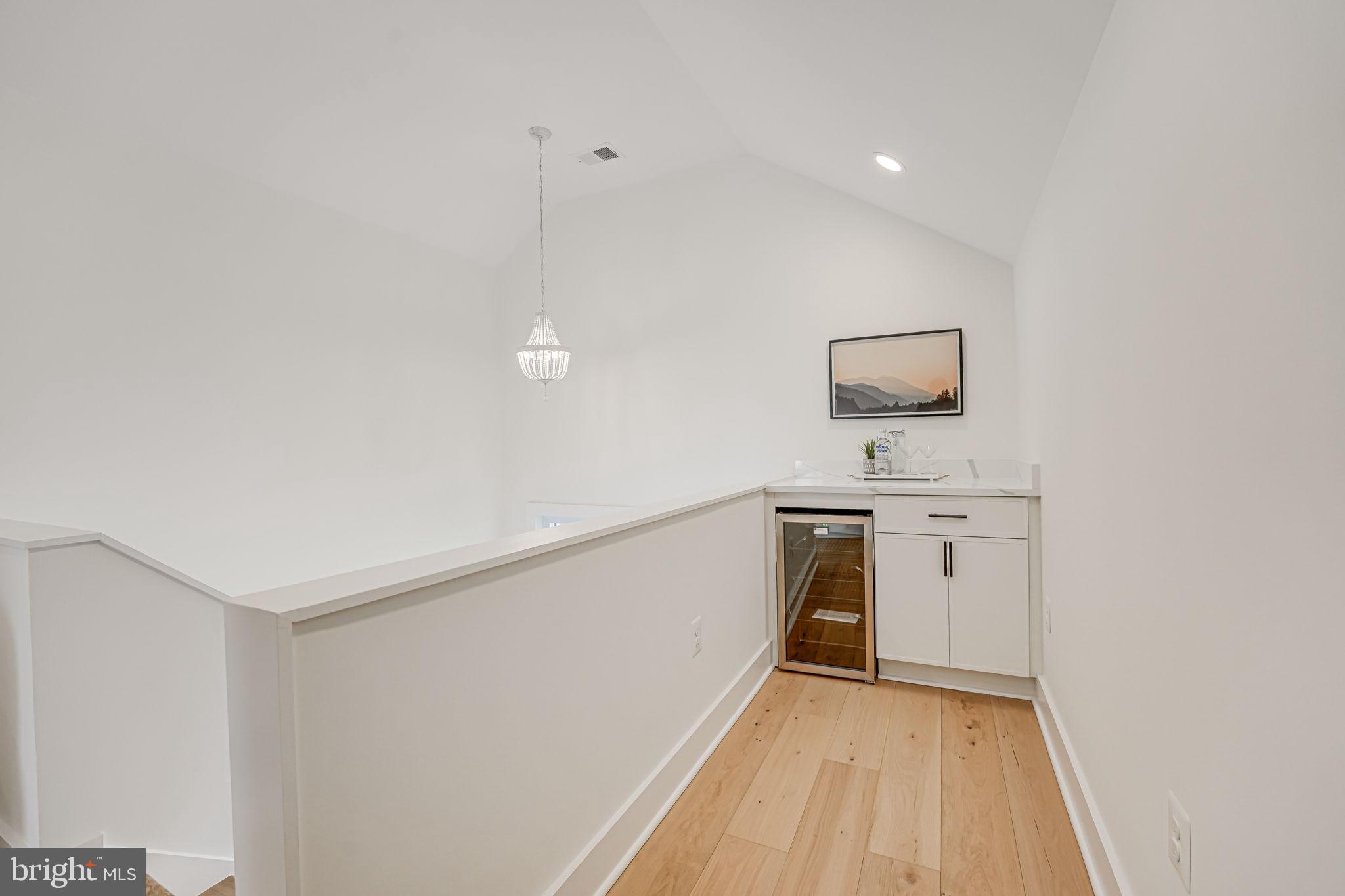 BON AIR - Residential