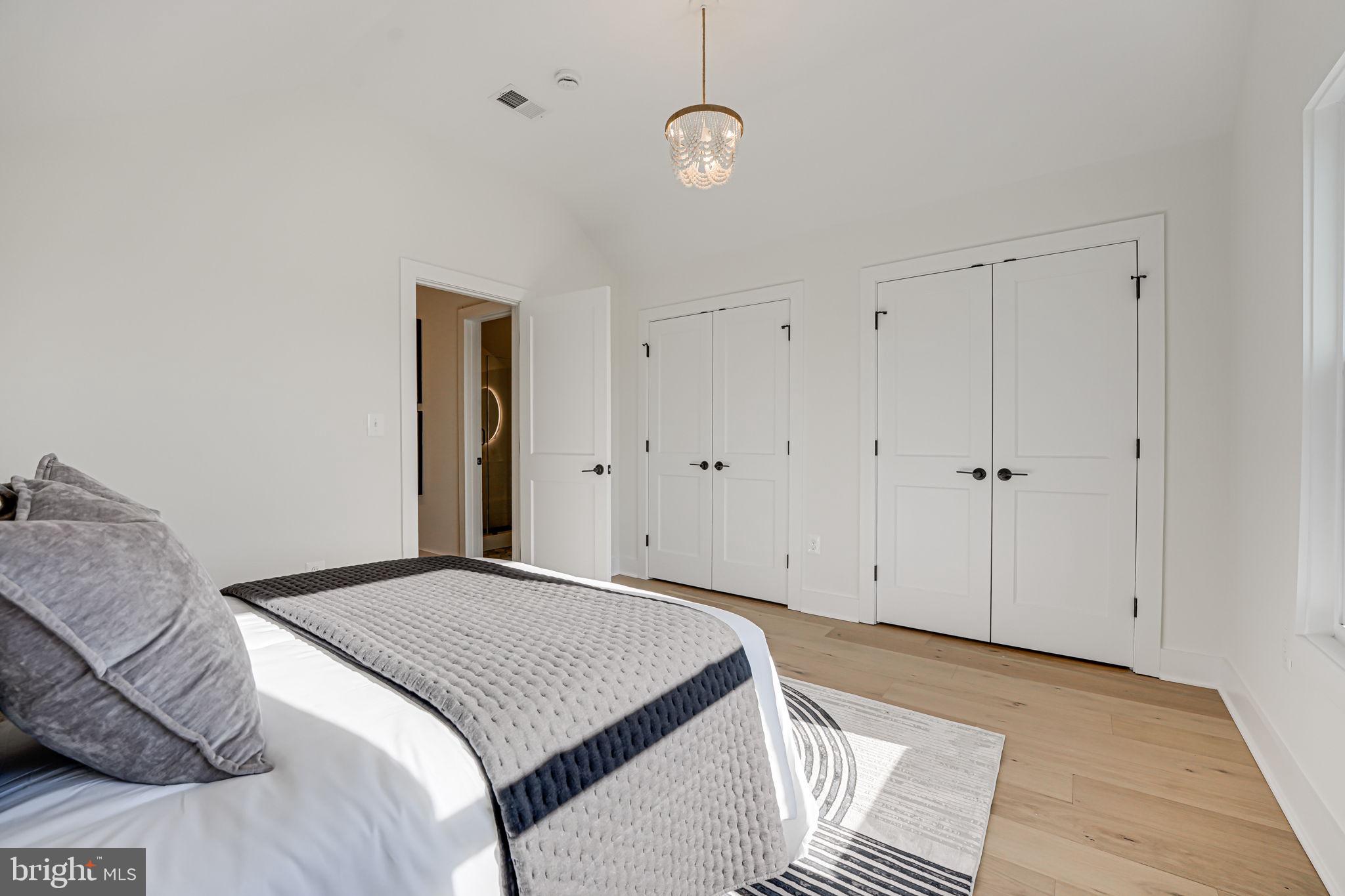 BON AIR - Residential