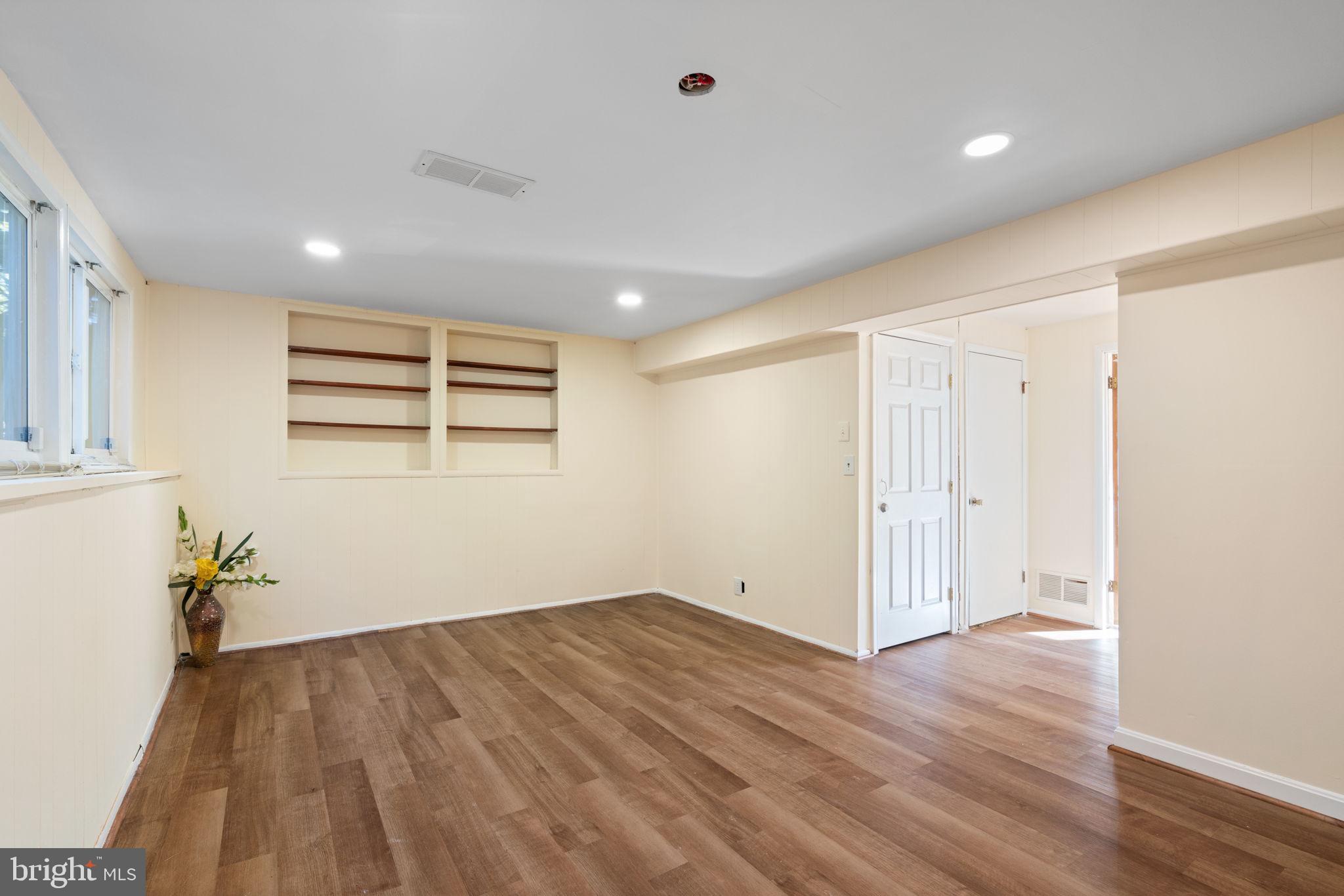 LITTLE ROCKY RUN - Residential