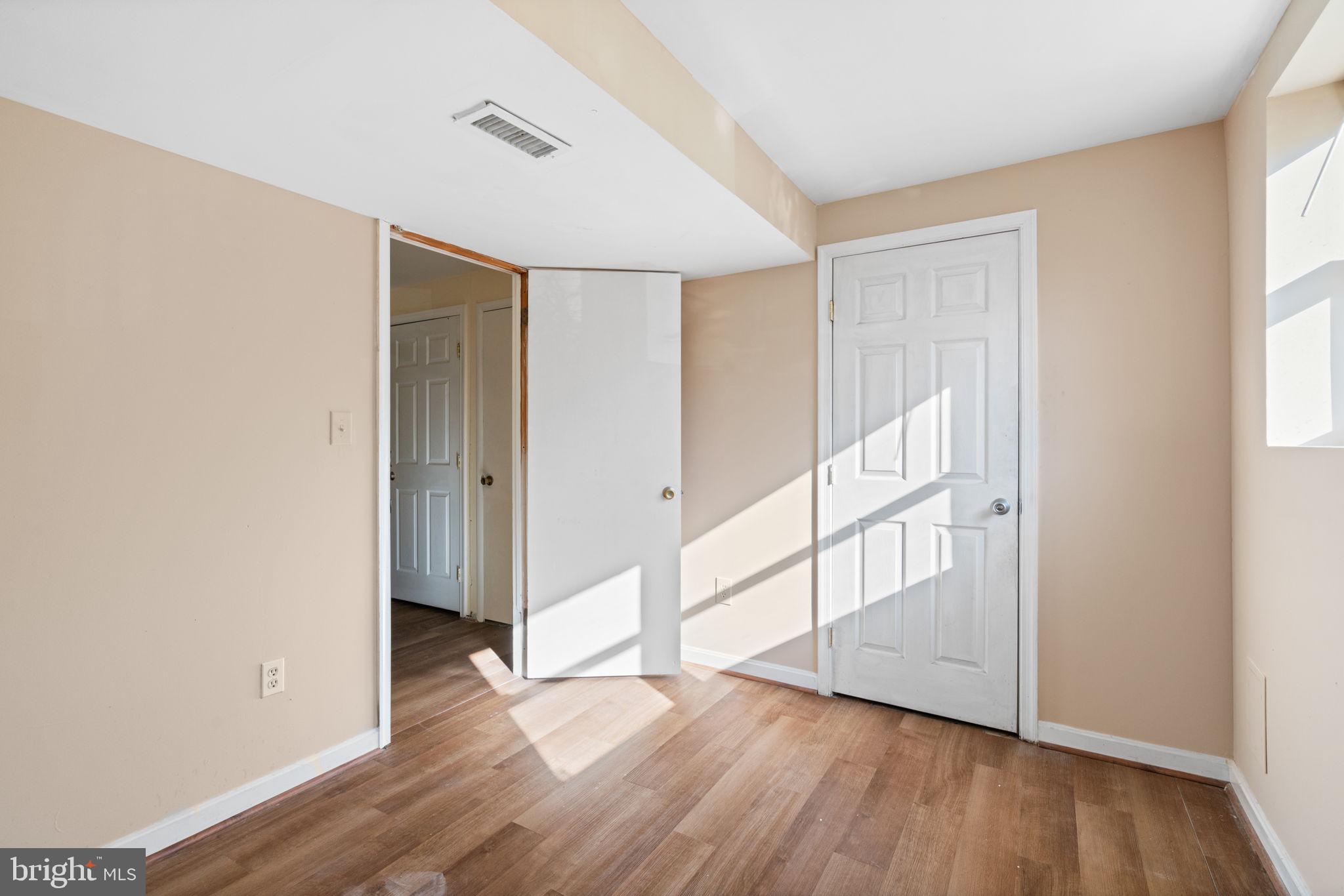 LITTLE ROCKY RUN - Residential