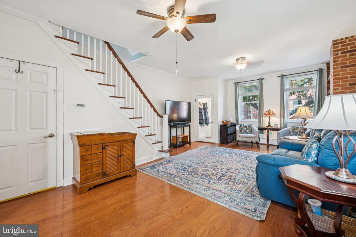 PORT RICHMOND - Residential