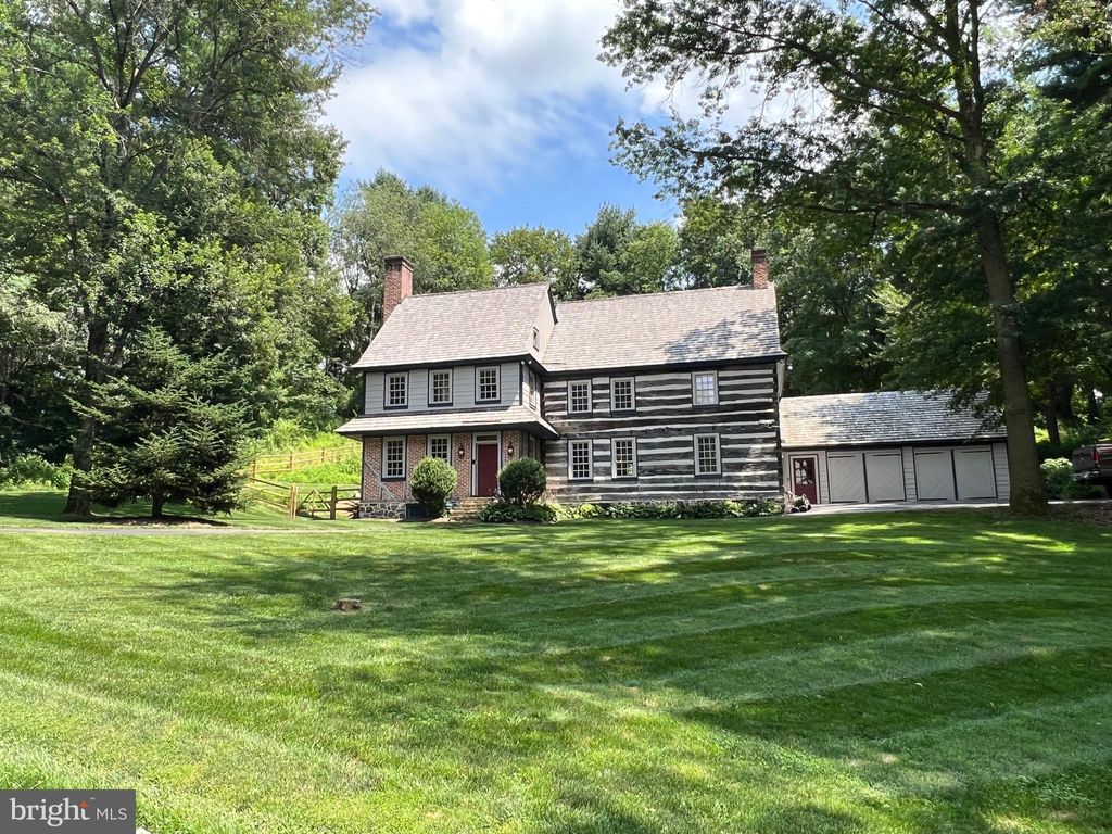 Photo of 103 Canterbury Court, Nottingham, PA 19362 (MLS # PALA2037986)