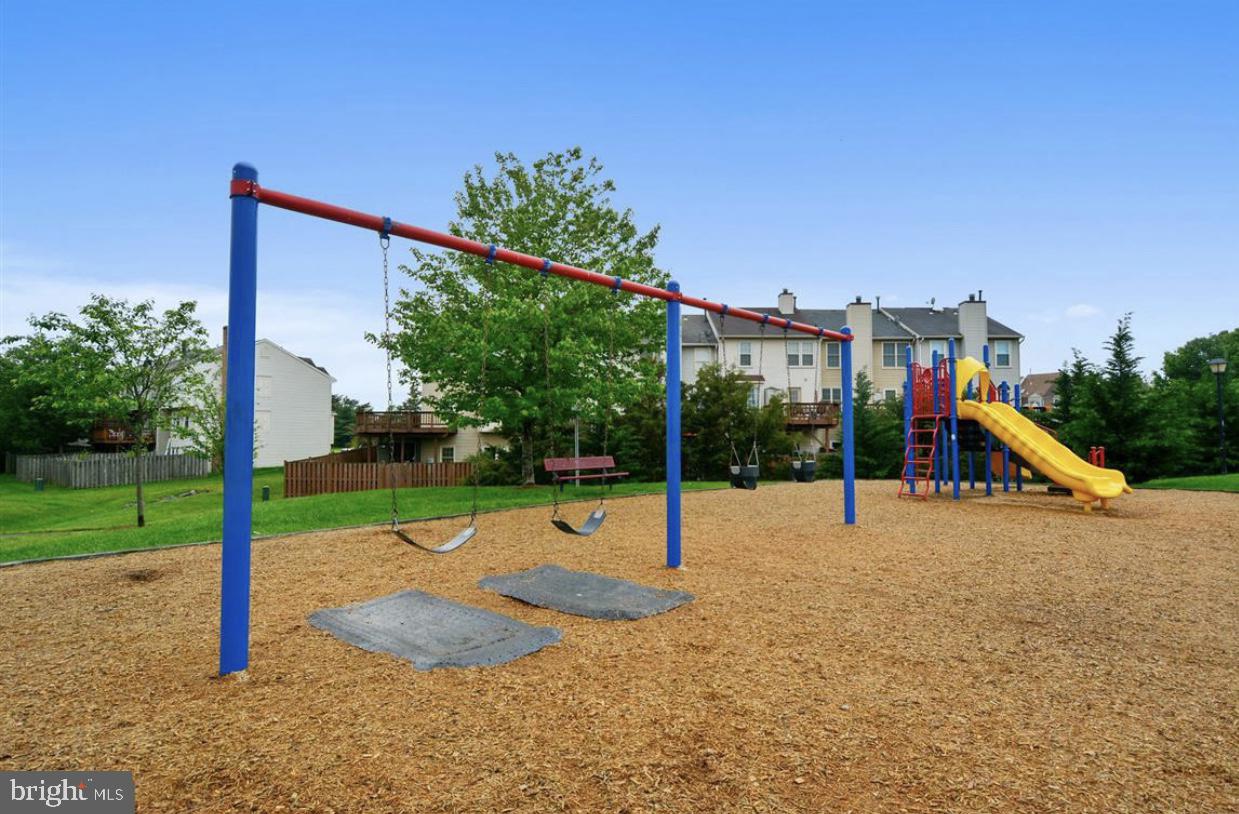 FOX CREEK - Residential