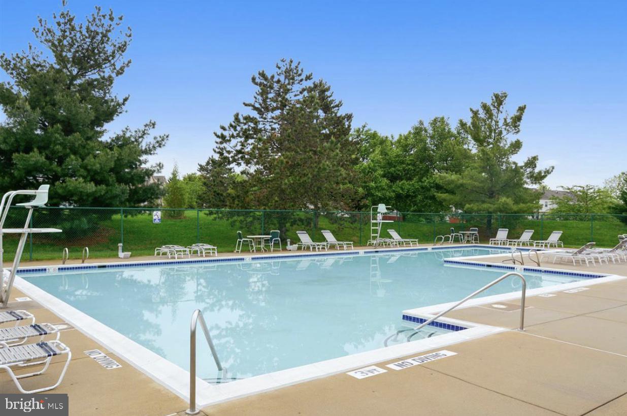 FOX CREEK - Residential