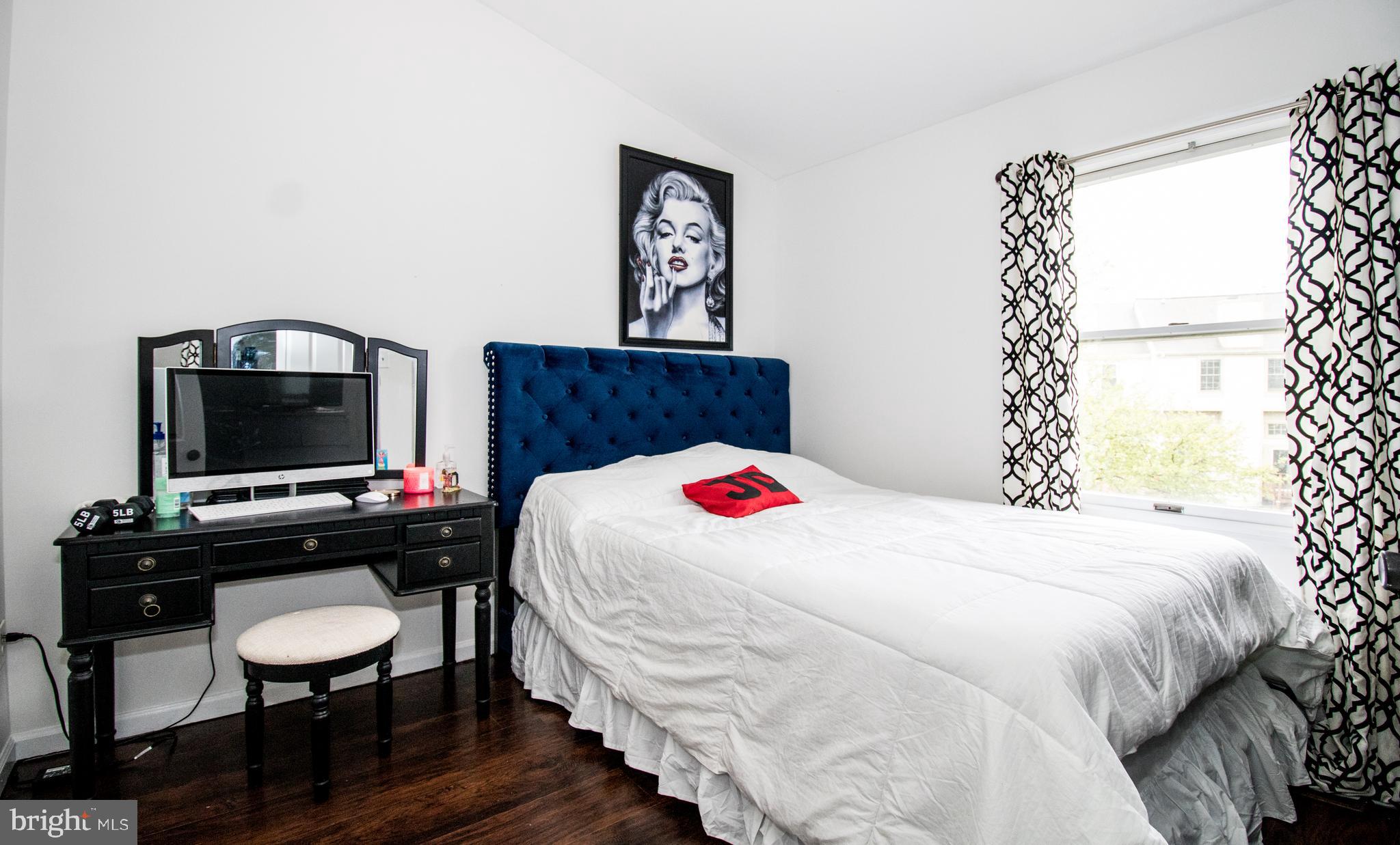 FOX CREEK - Residential