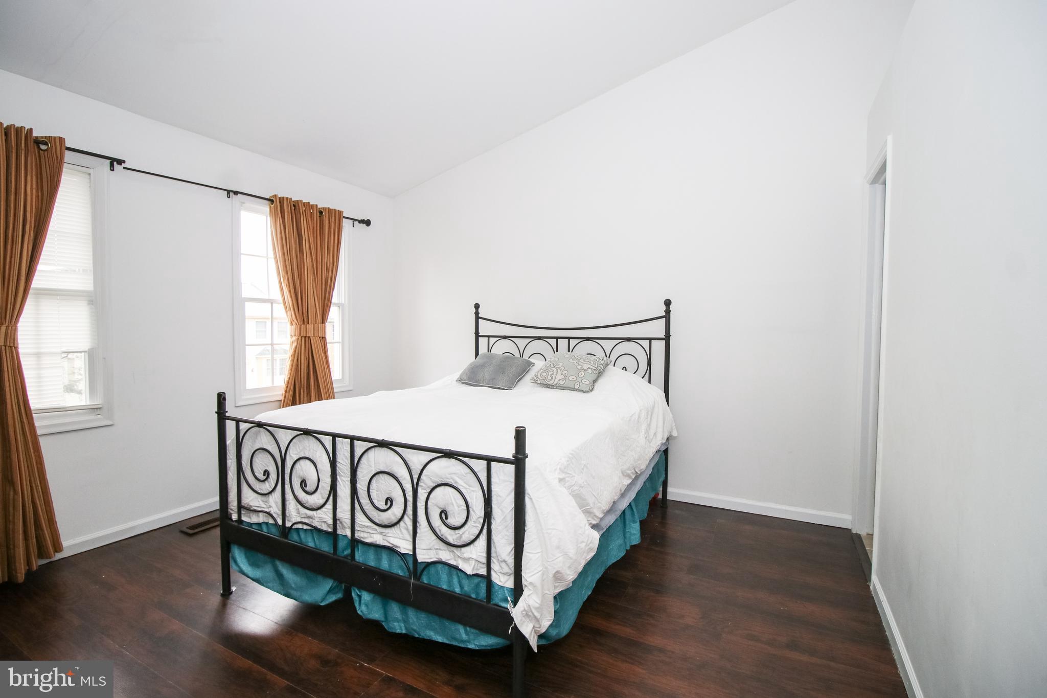 FOX CREEK - Residential