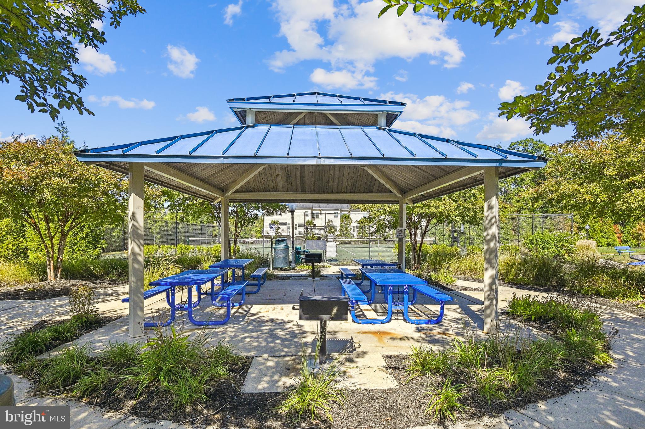 TANYARD SPRINGS - Residential