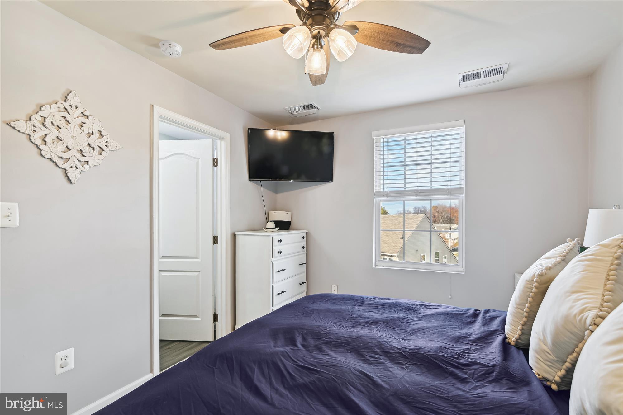 TANYARD SPRINGS - Residential