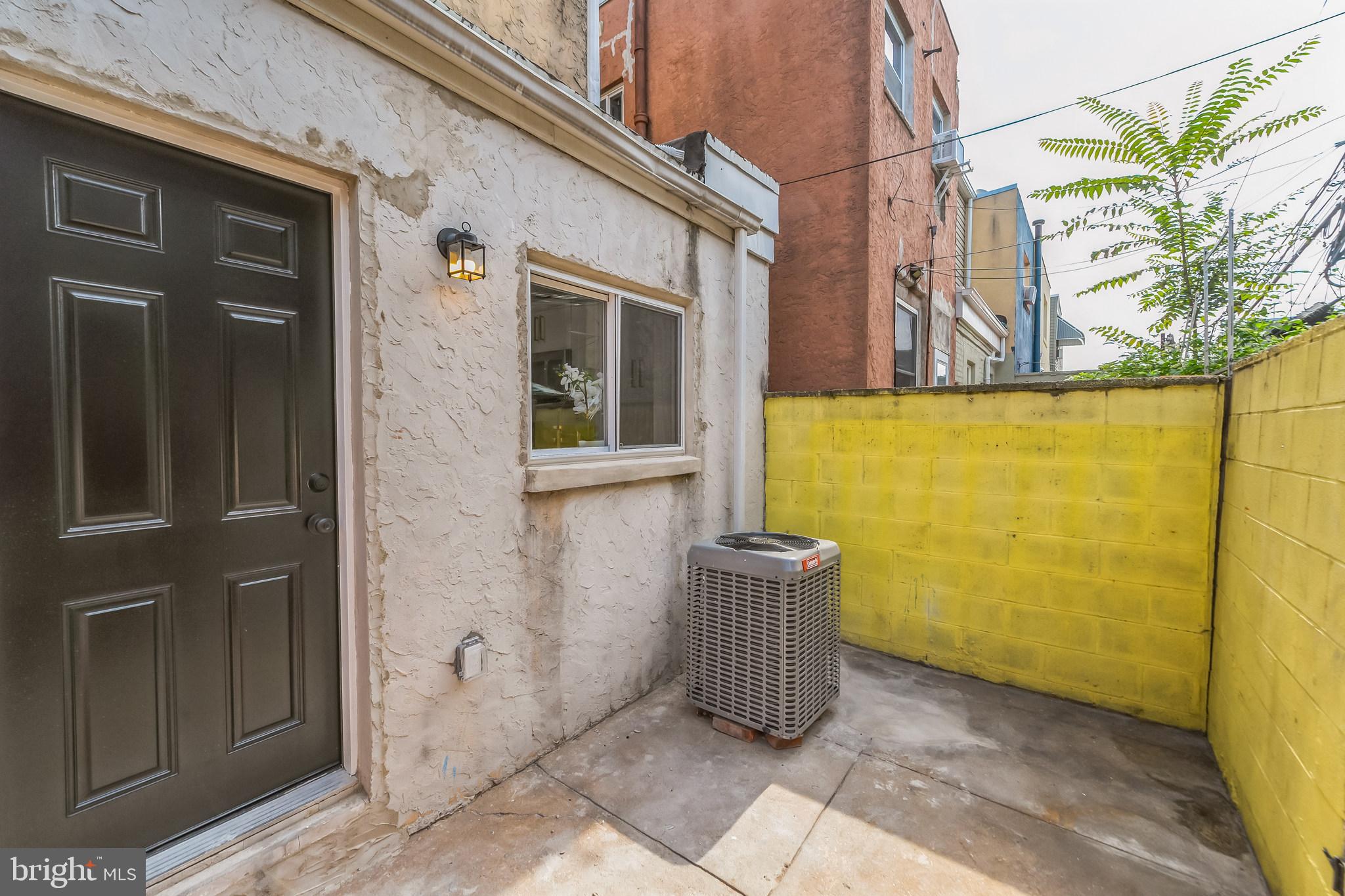 PASSYUNK SQUARE - Residential