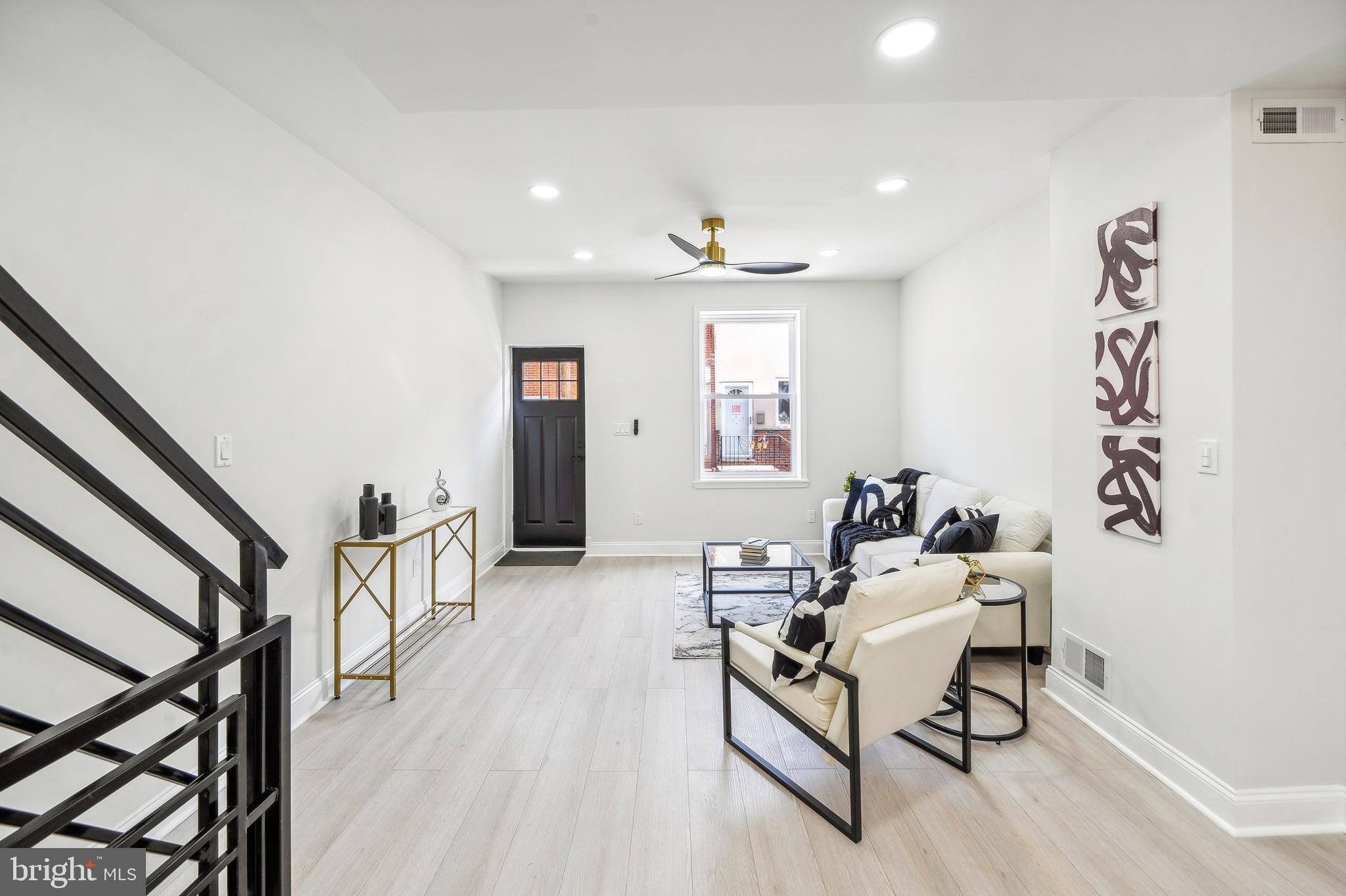 PASSYUNK SQUARE - Residential