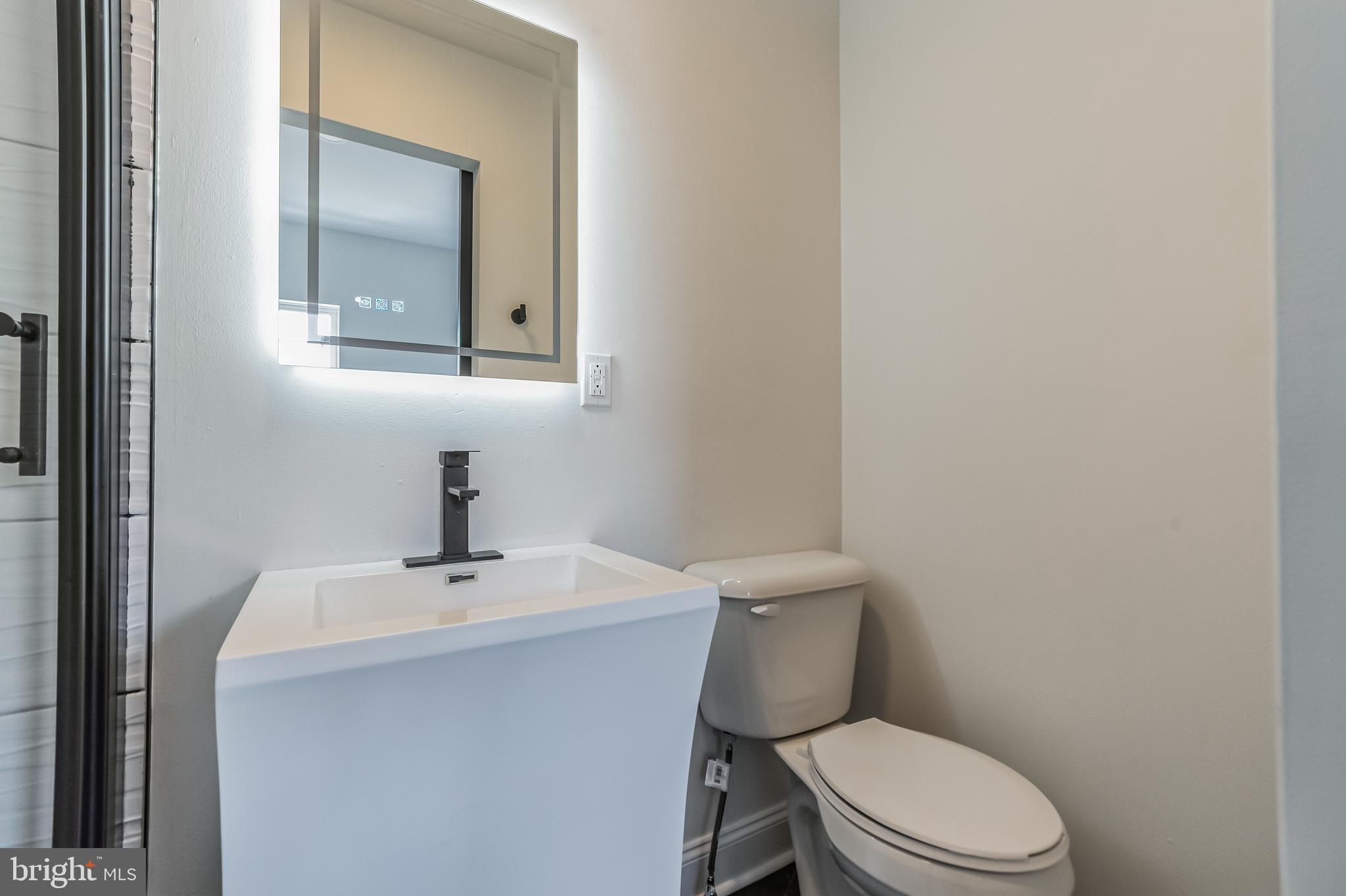 PASSYUNK SQUARE - Residential