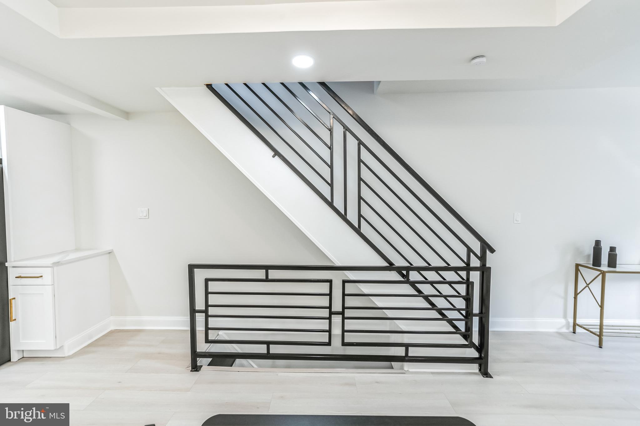 PASSYUNK SQUARE - Residential