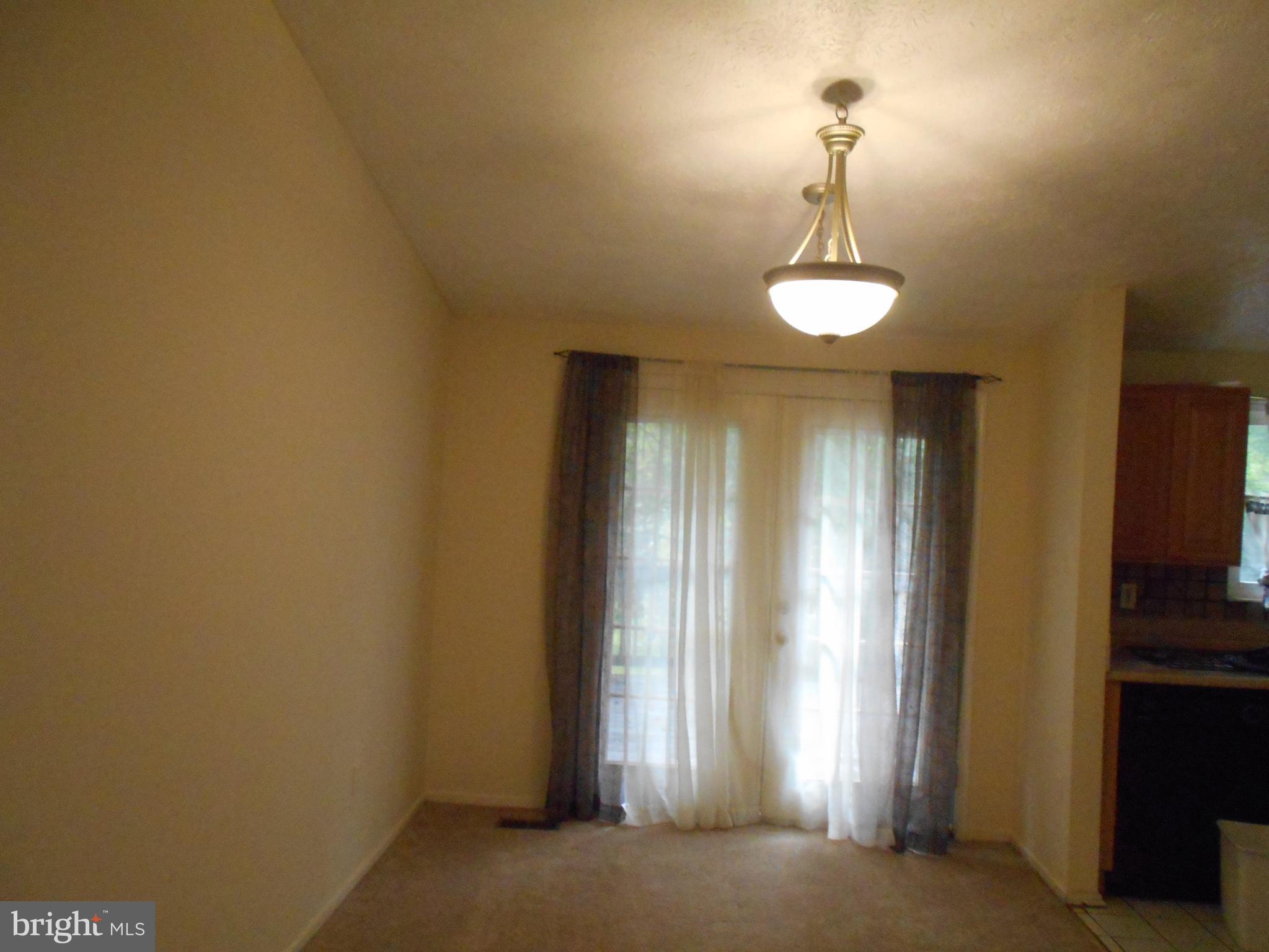 VILLAGE OF KINGS CONTRIVANCE - Residential Lease