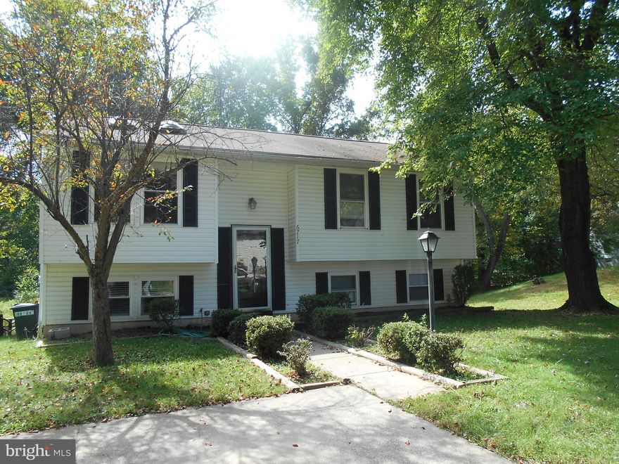 Spacious split foyer avail now.  New carpets, freshly painted, skylights, all appliances.  Fireplace in family room.  Back to woods.  Convenient to Route 29.  Pets case by case.