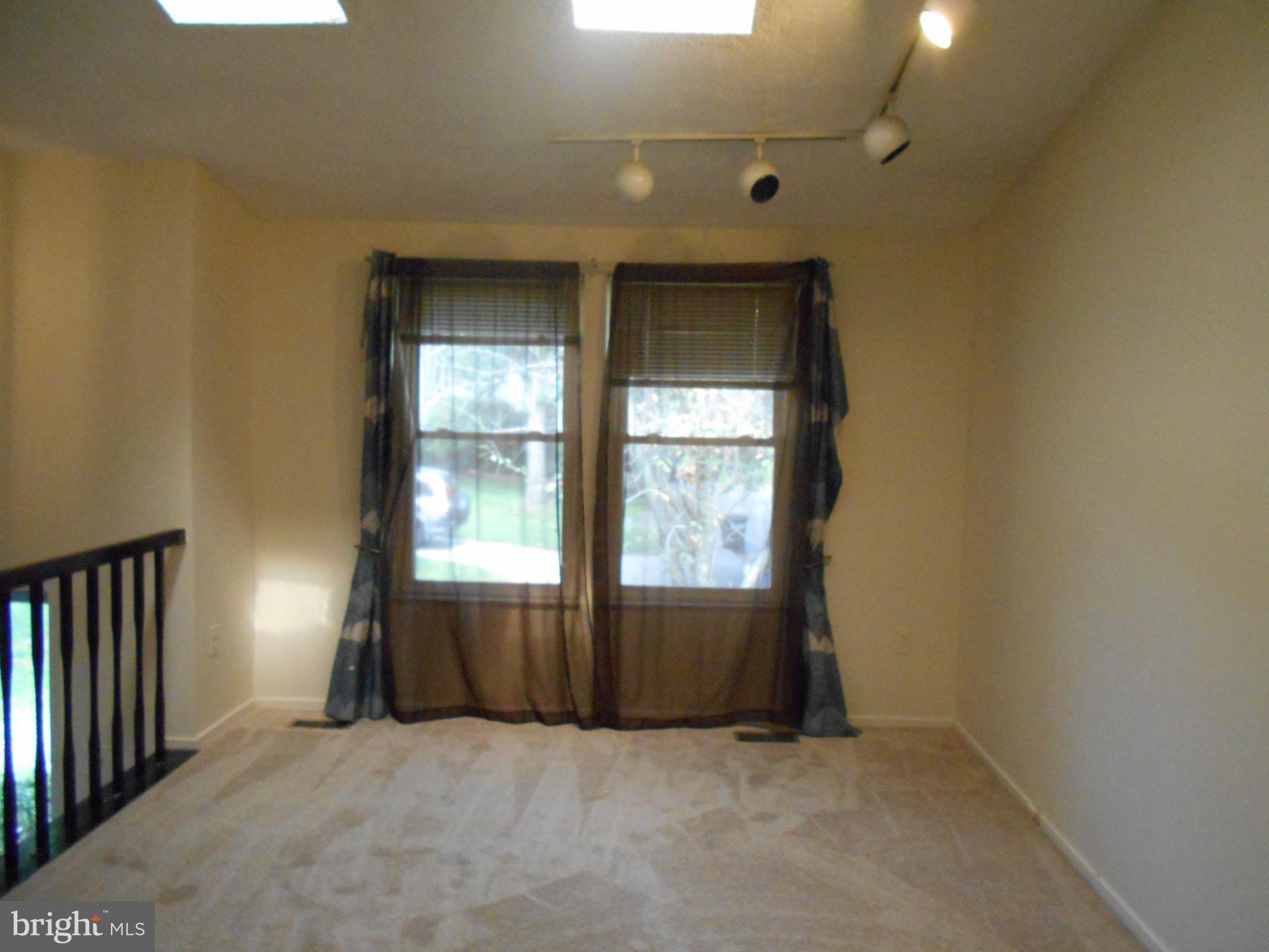 VILLAGE OF KINGS CONTRIVANCE - Residential Lease