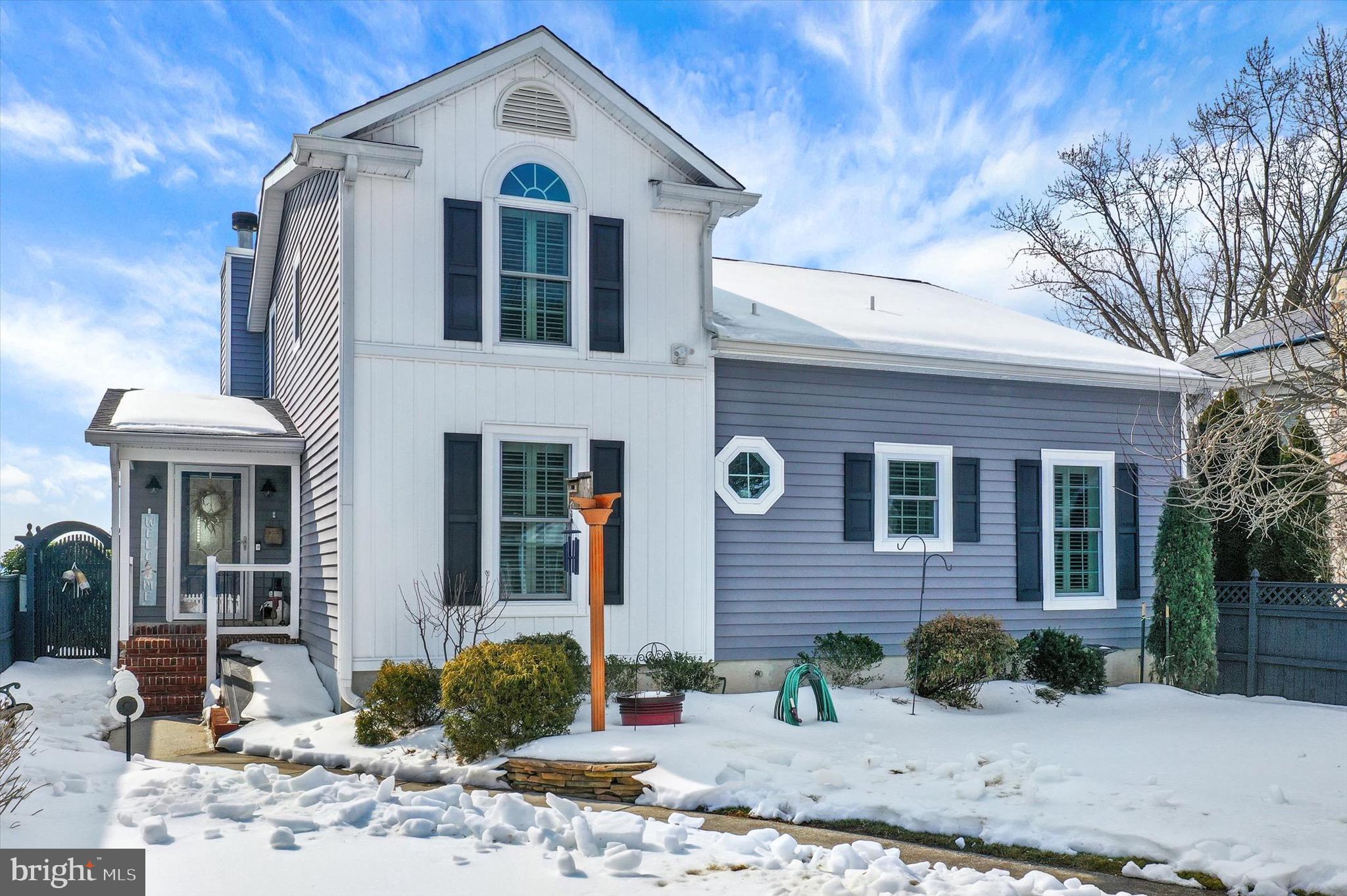 HOLLY FARM BEACH - Residential