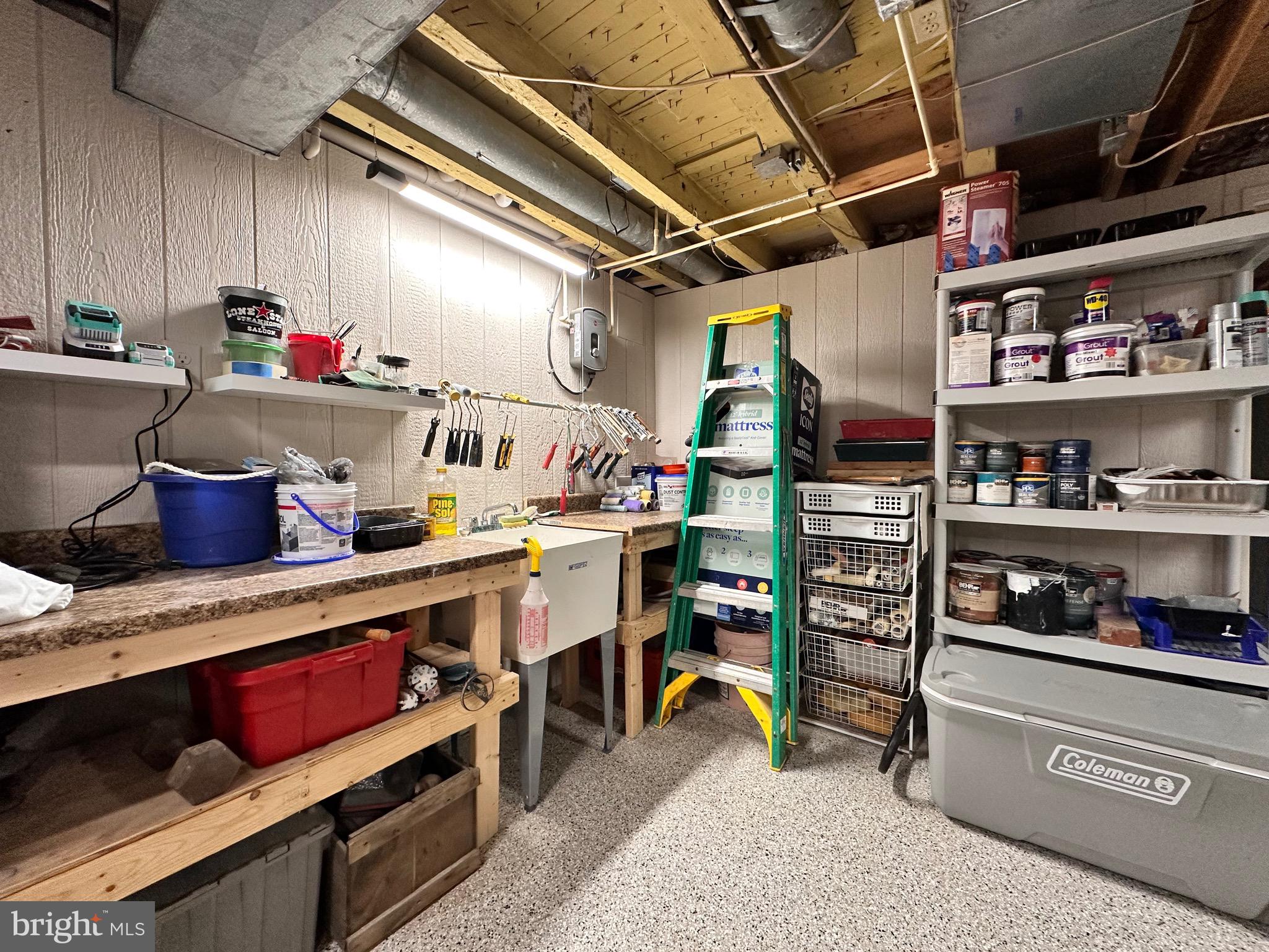 HOLLY FARM BEACH - Residential